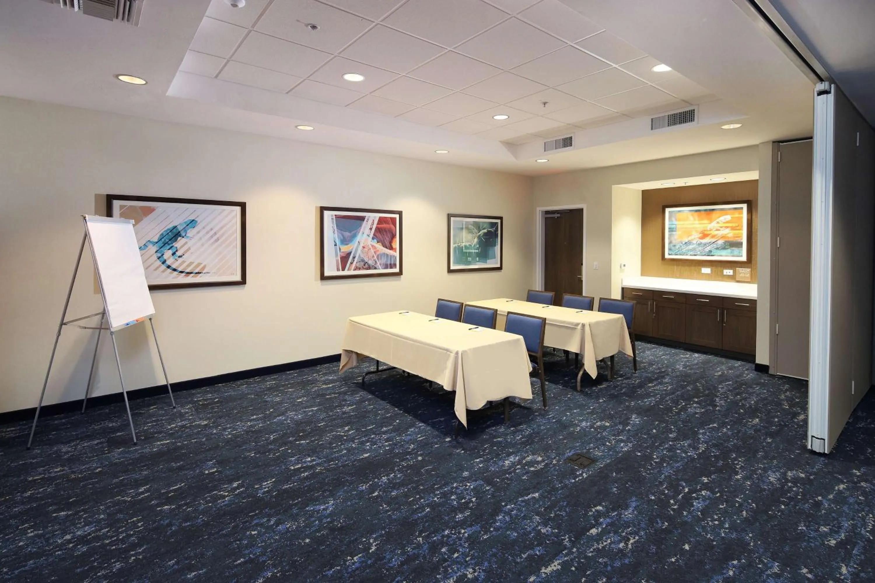 Meeting/conference room in Hampton Inn Suites Tucson Tech Park