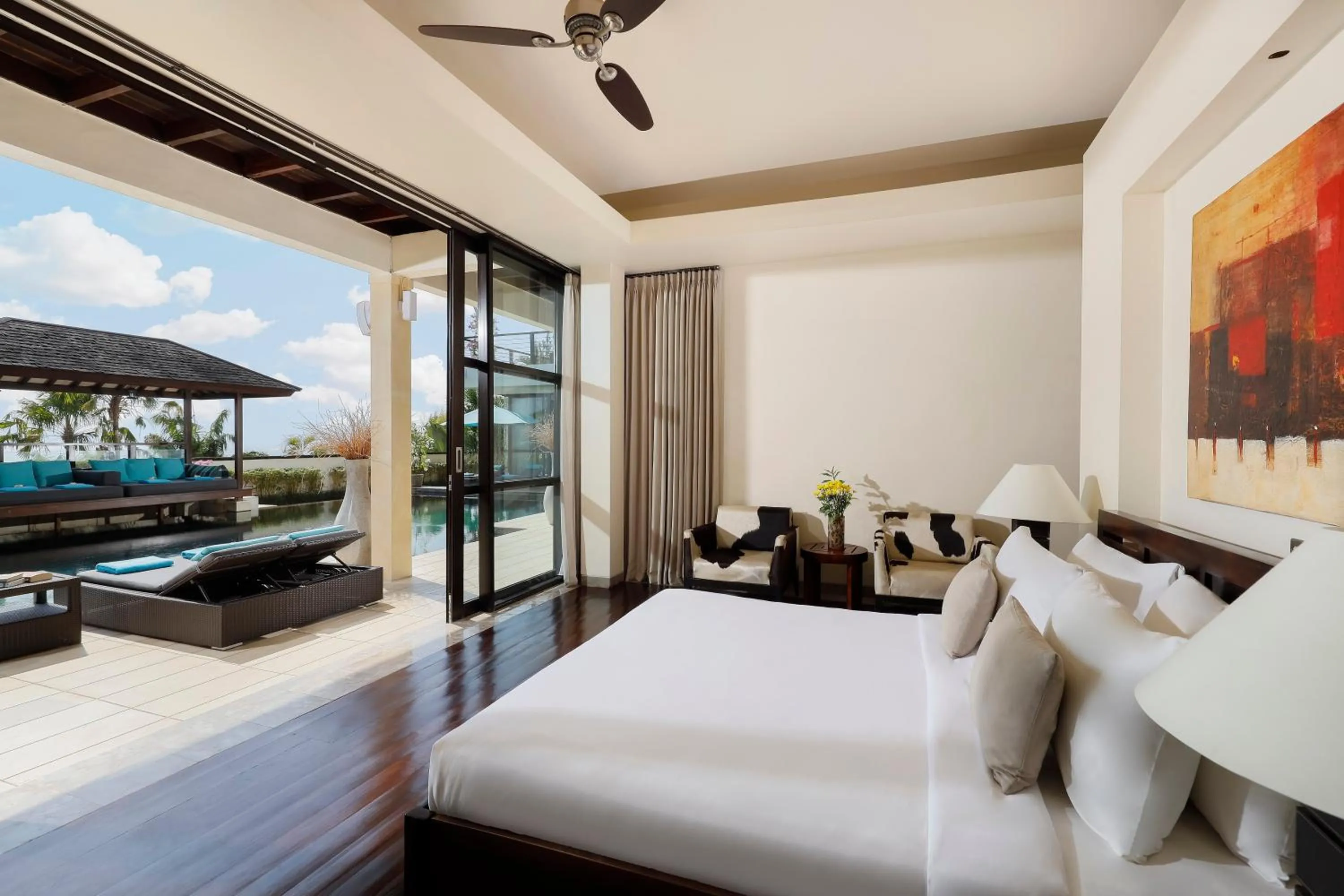 Bed in Villa Jamalu by Nakula