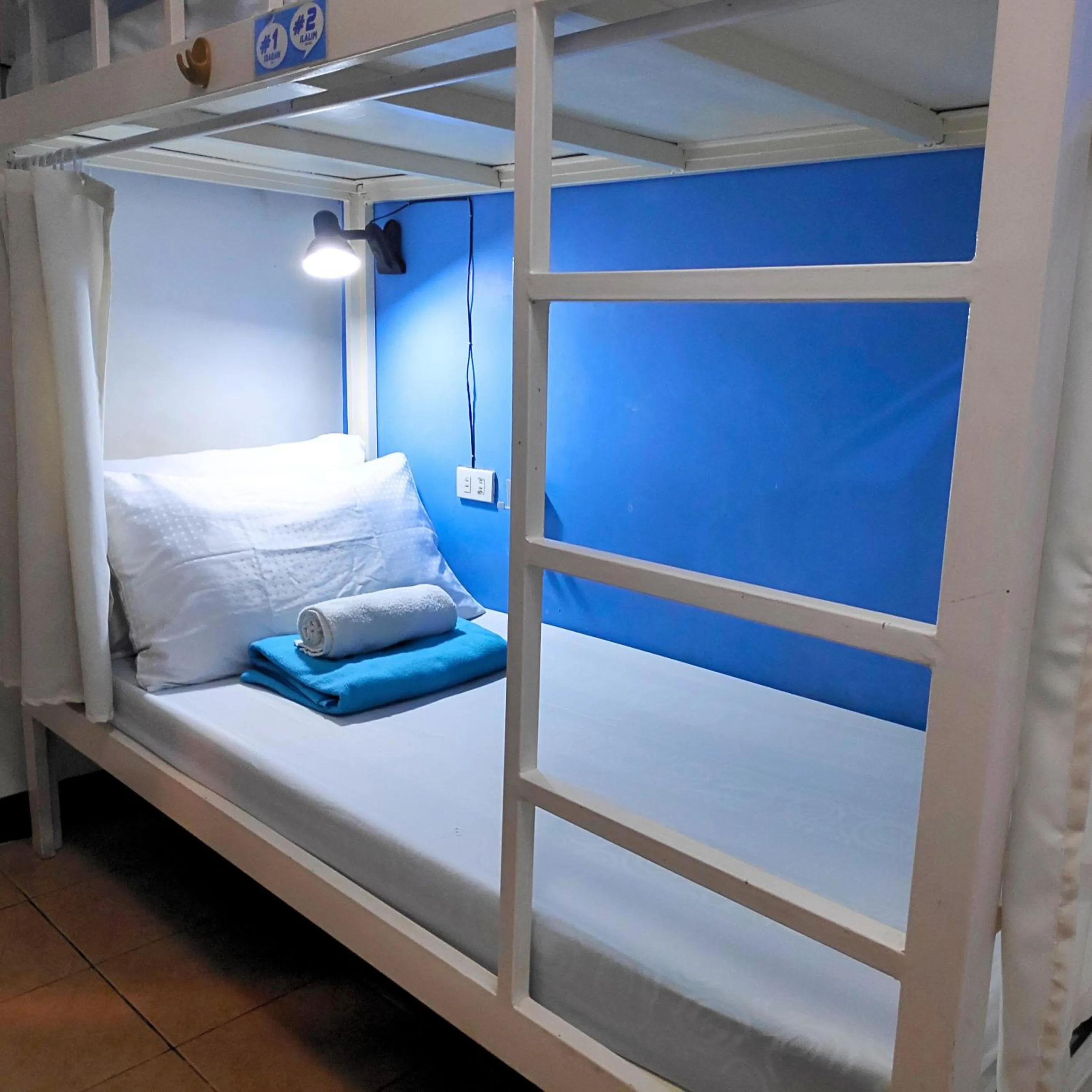 Bedroom, Bed in Crossroads Hostel Manila
