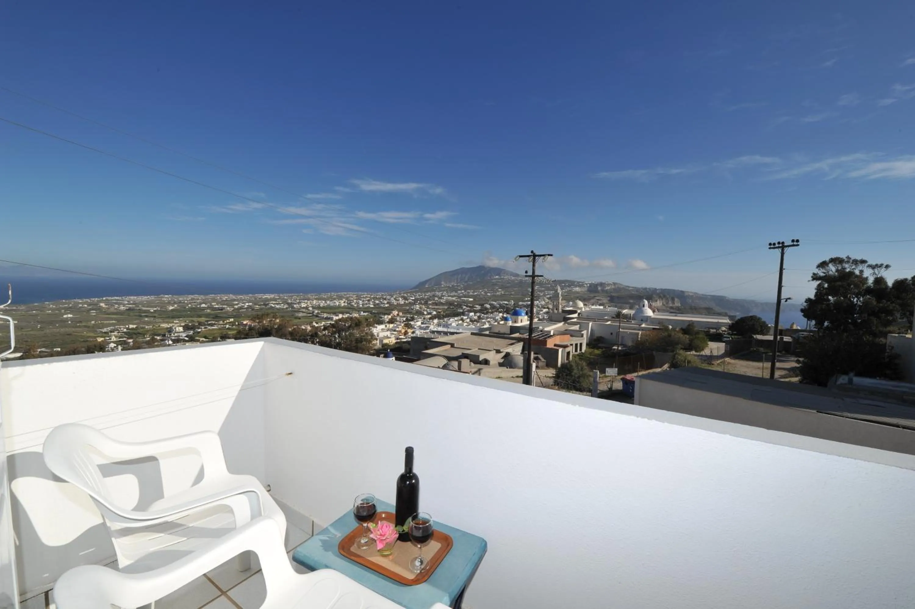 Day in King Thiras Hotel