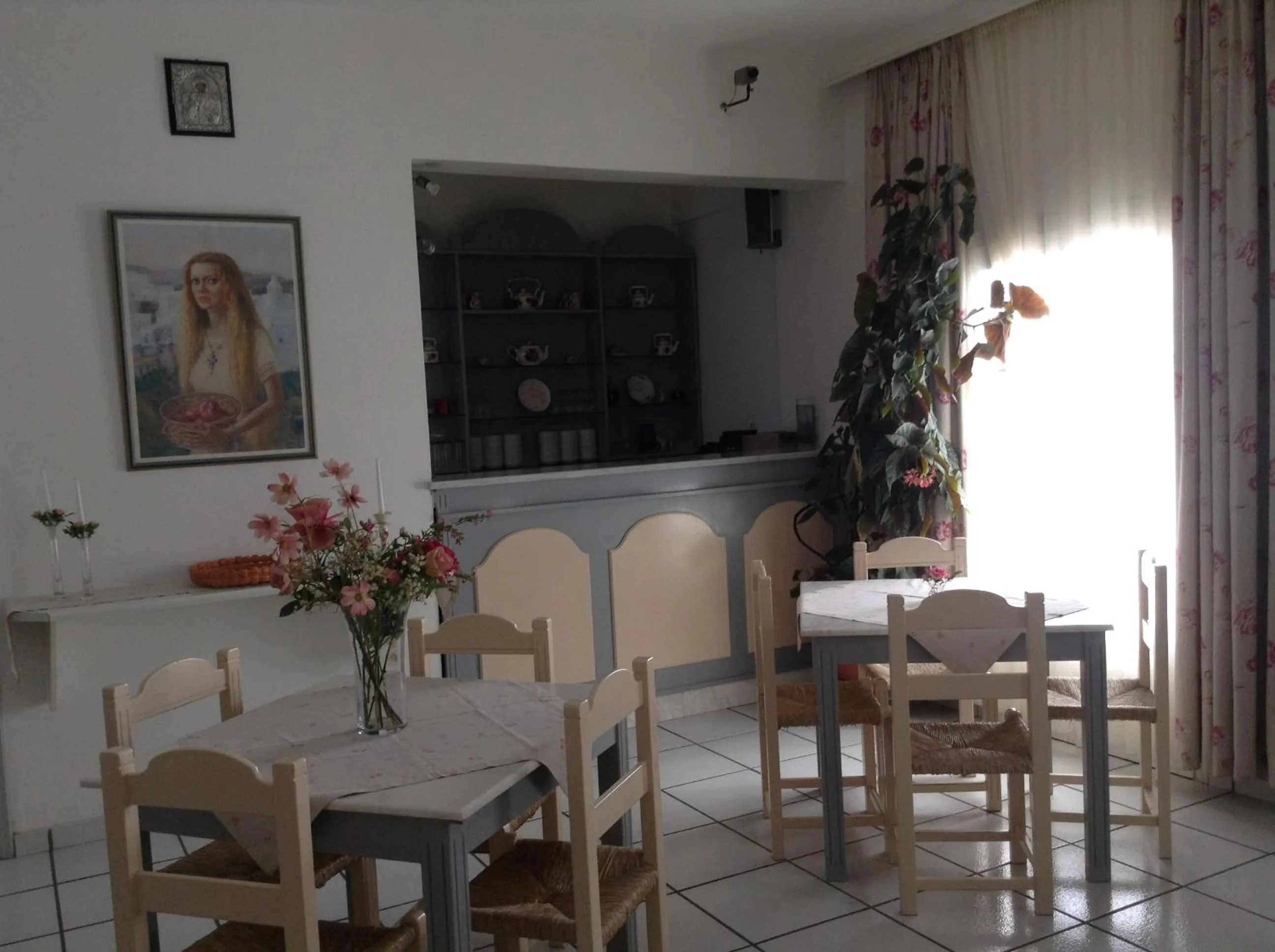 Communal lounge/ TV room in King Thiras Hotel