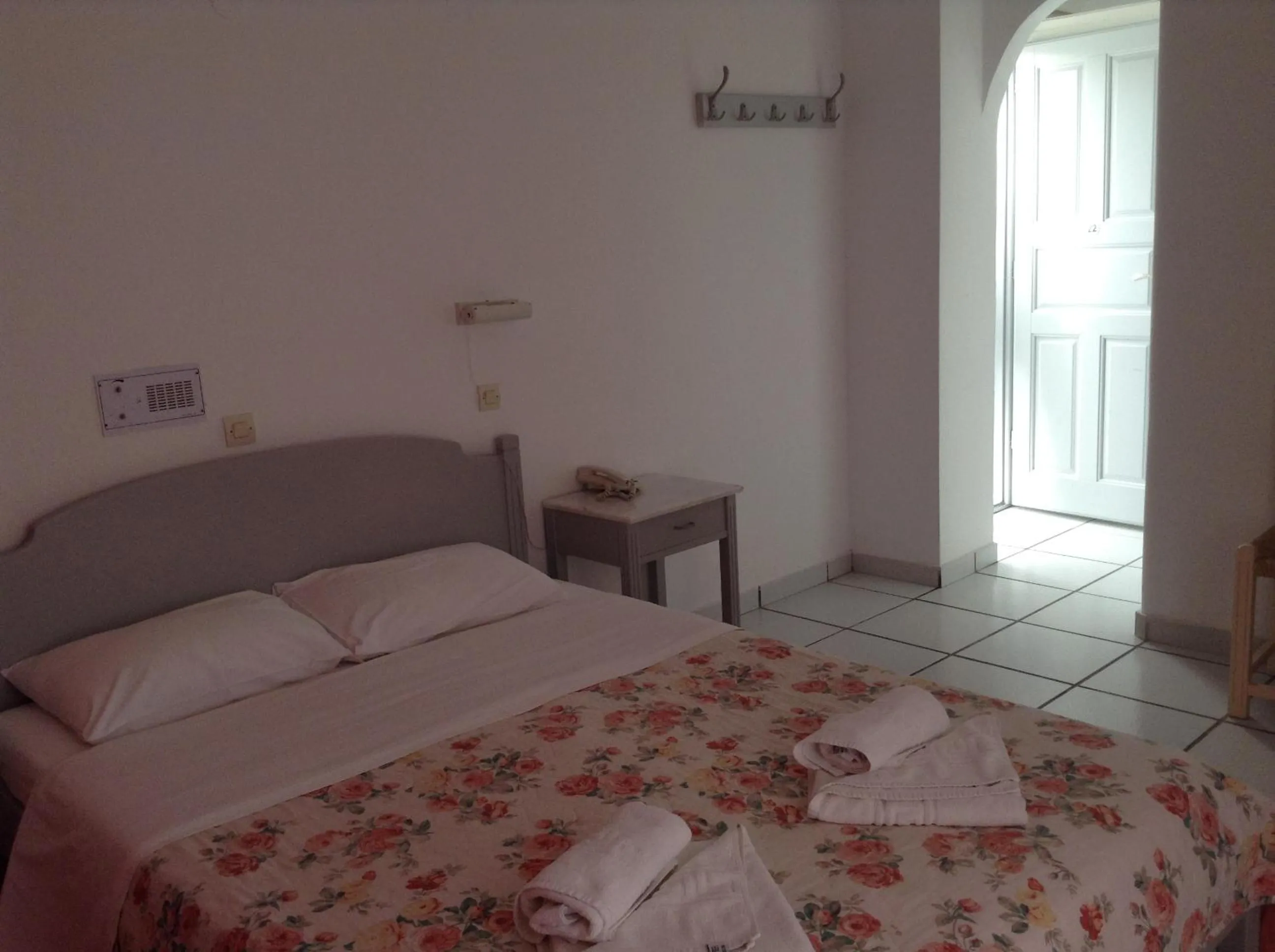 Bed in King Thiras Hotel