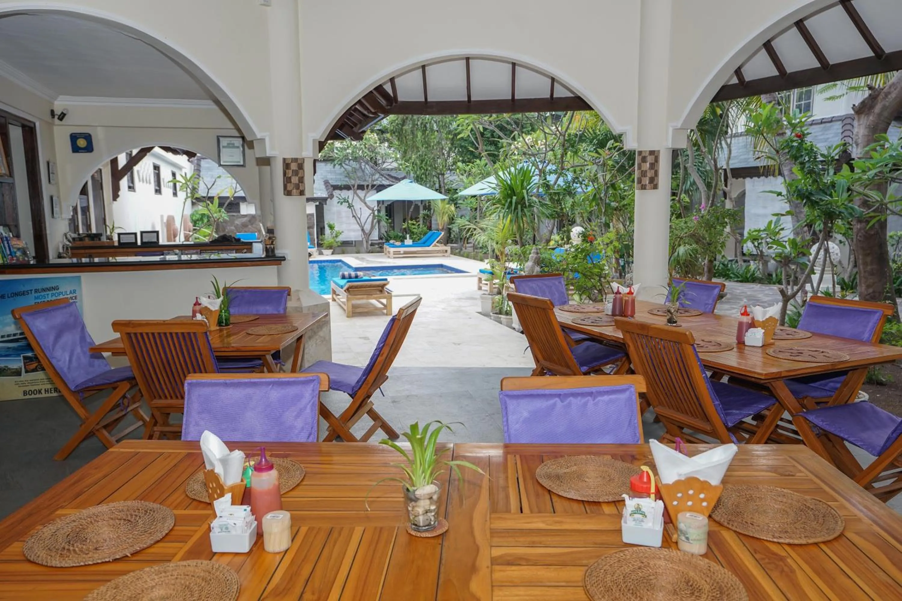 Restaurant/places to eat in Martas Hotel