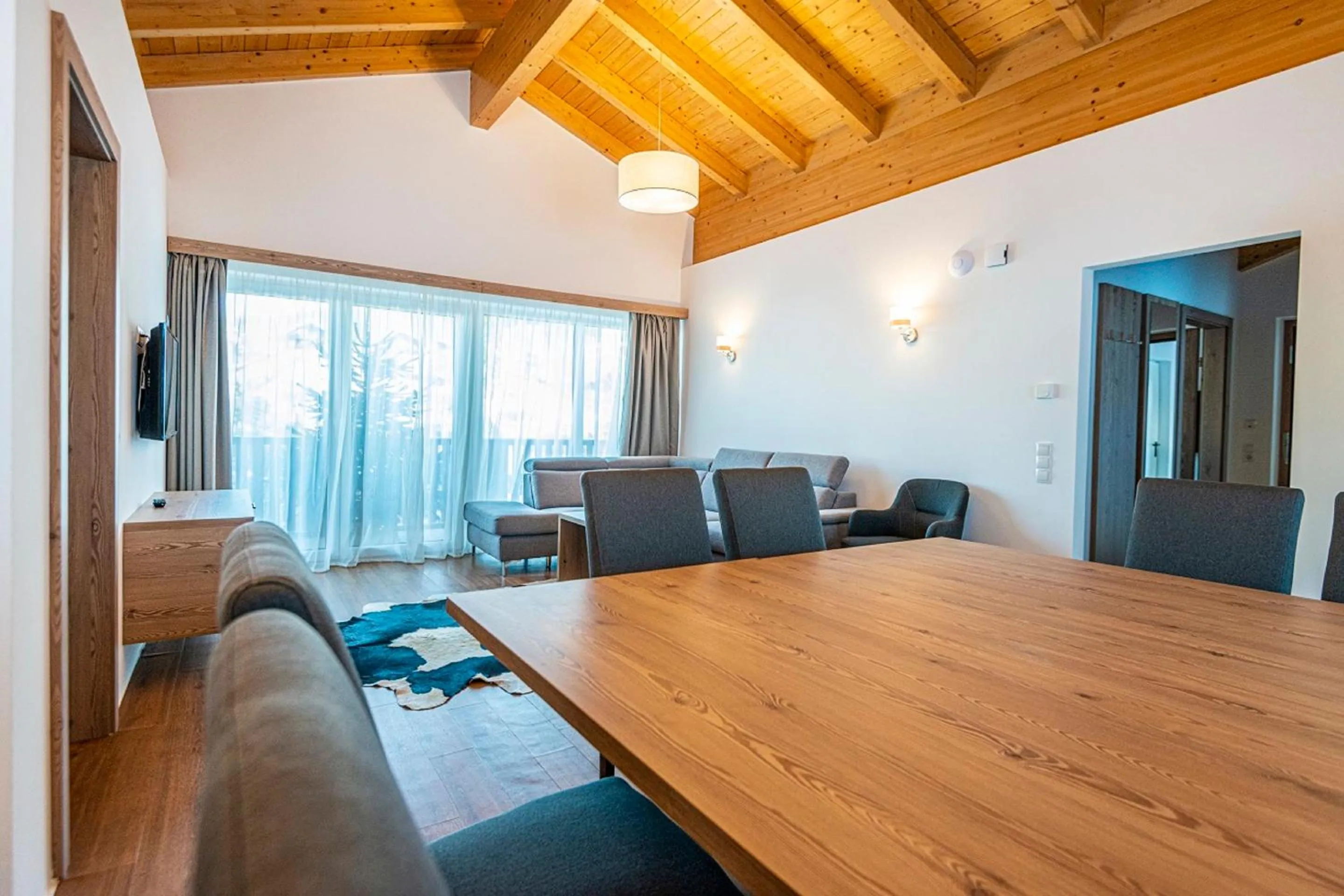 Dining area in Apartment Dorf Wagrain Alpenleben by AlpenTravel
