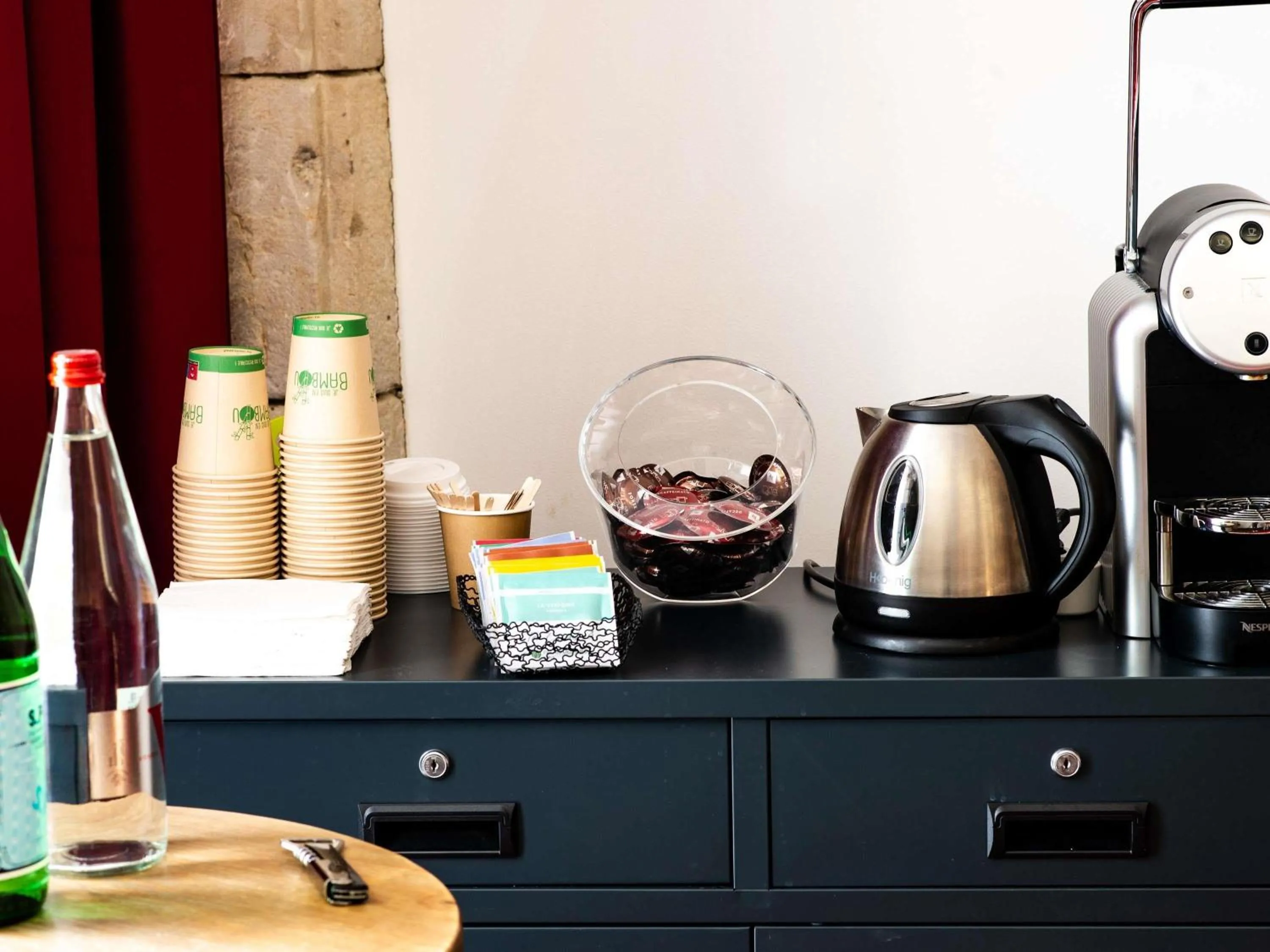 Meeting/conference room in ibis Styles Bayonne