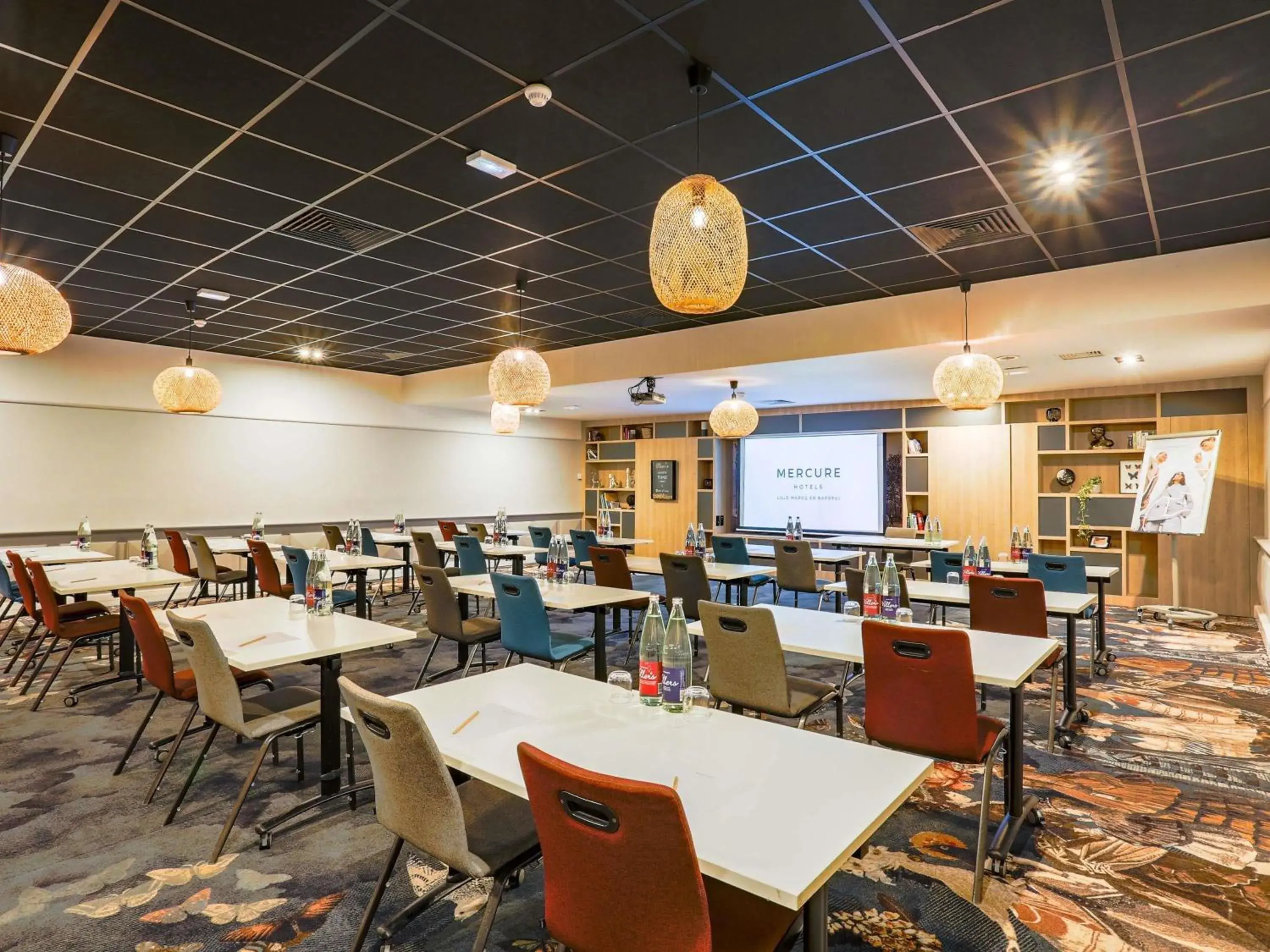 Living room in Mercure Lille Marcq en Baroeul Living room in Mercure Lille Marcq en Baroeul