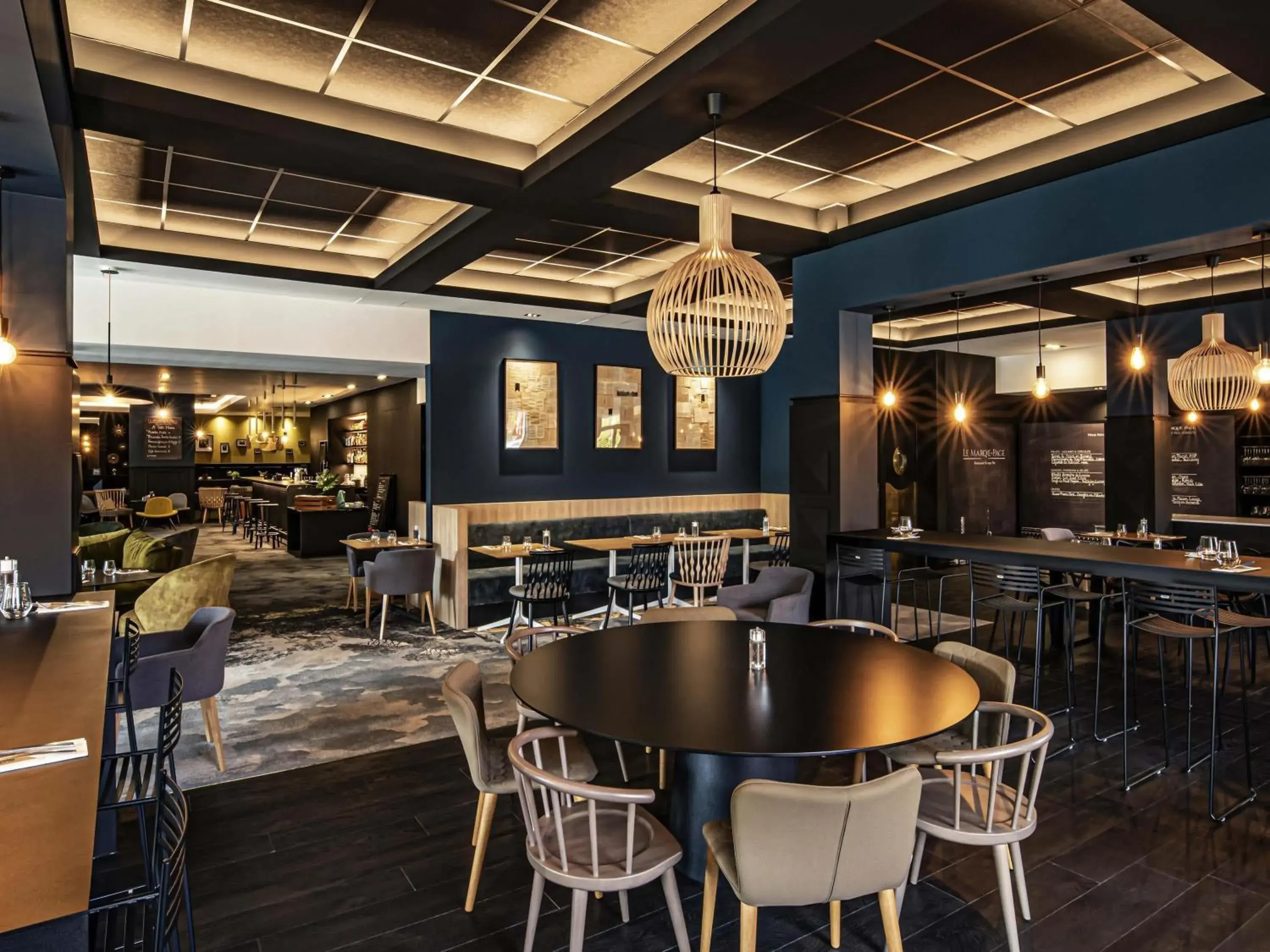 Property building in Mercure Lille Marcq en Baroeul Property building in Mercure Lille Marcq en Baroeul