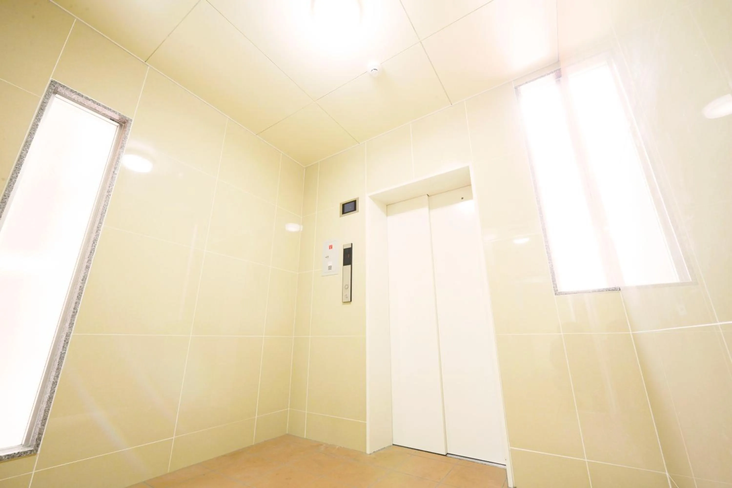 elevator in Allstay GOYA