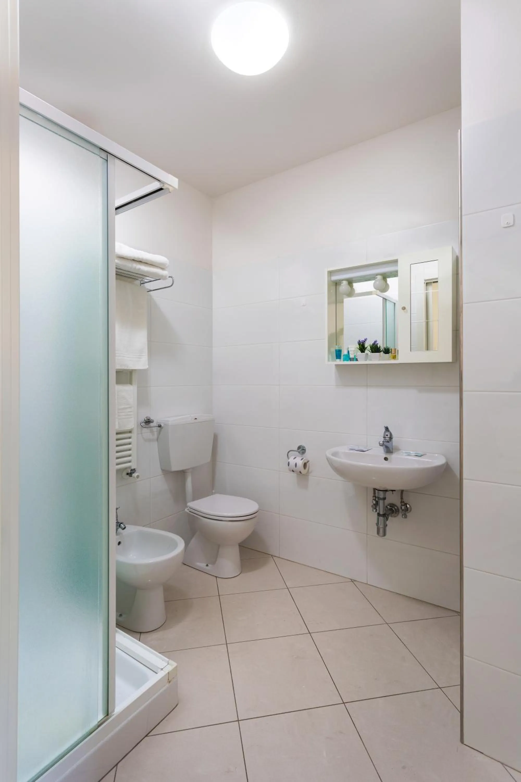 Shower in Residence I Diamanti - Siroli Collection