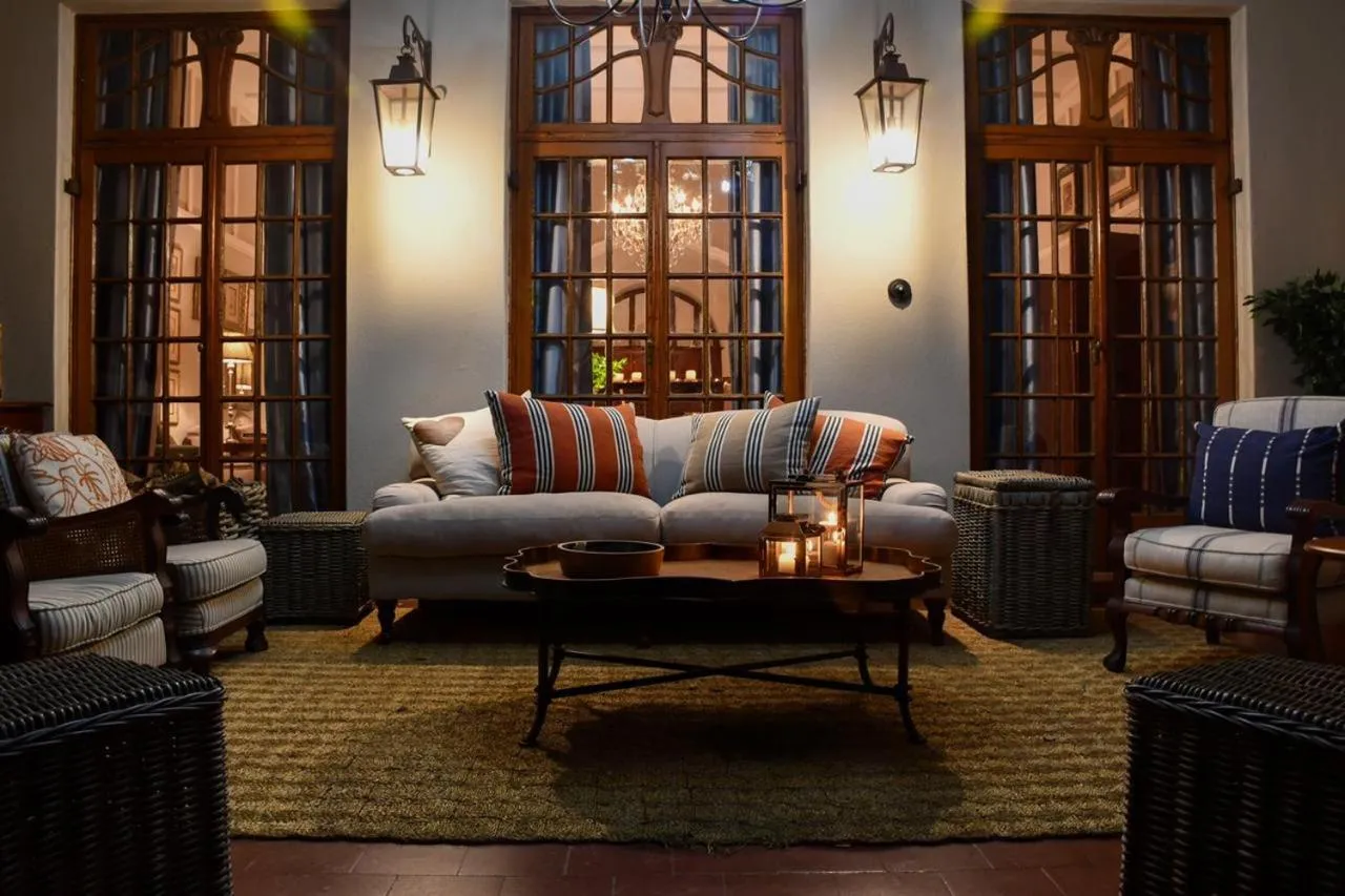 Patio in The Great Gatsby Houghton