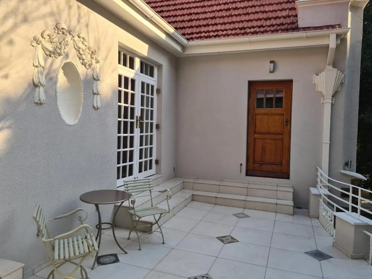 Patio in The Great Gatsby Houghton