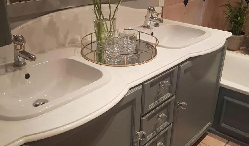 Bathroom in The Great Gatsby Houghton