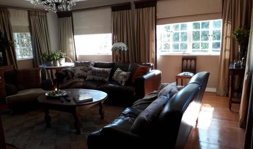 Living room in The Great Gatsby Houghton