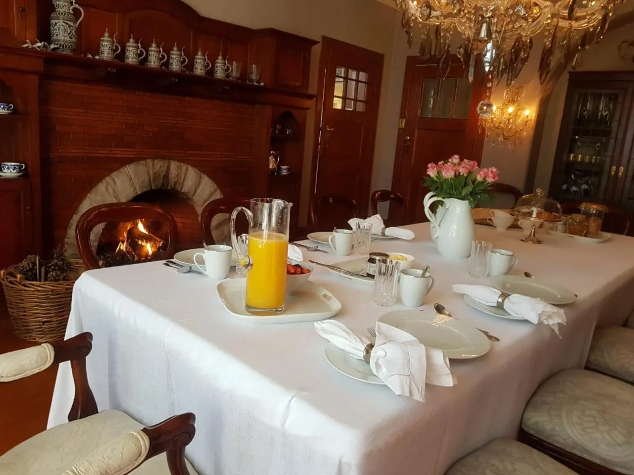 Dining area in The Great Gatsby Houghton