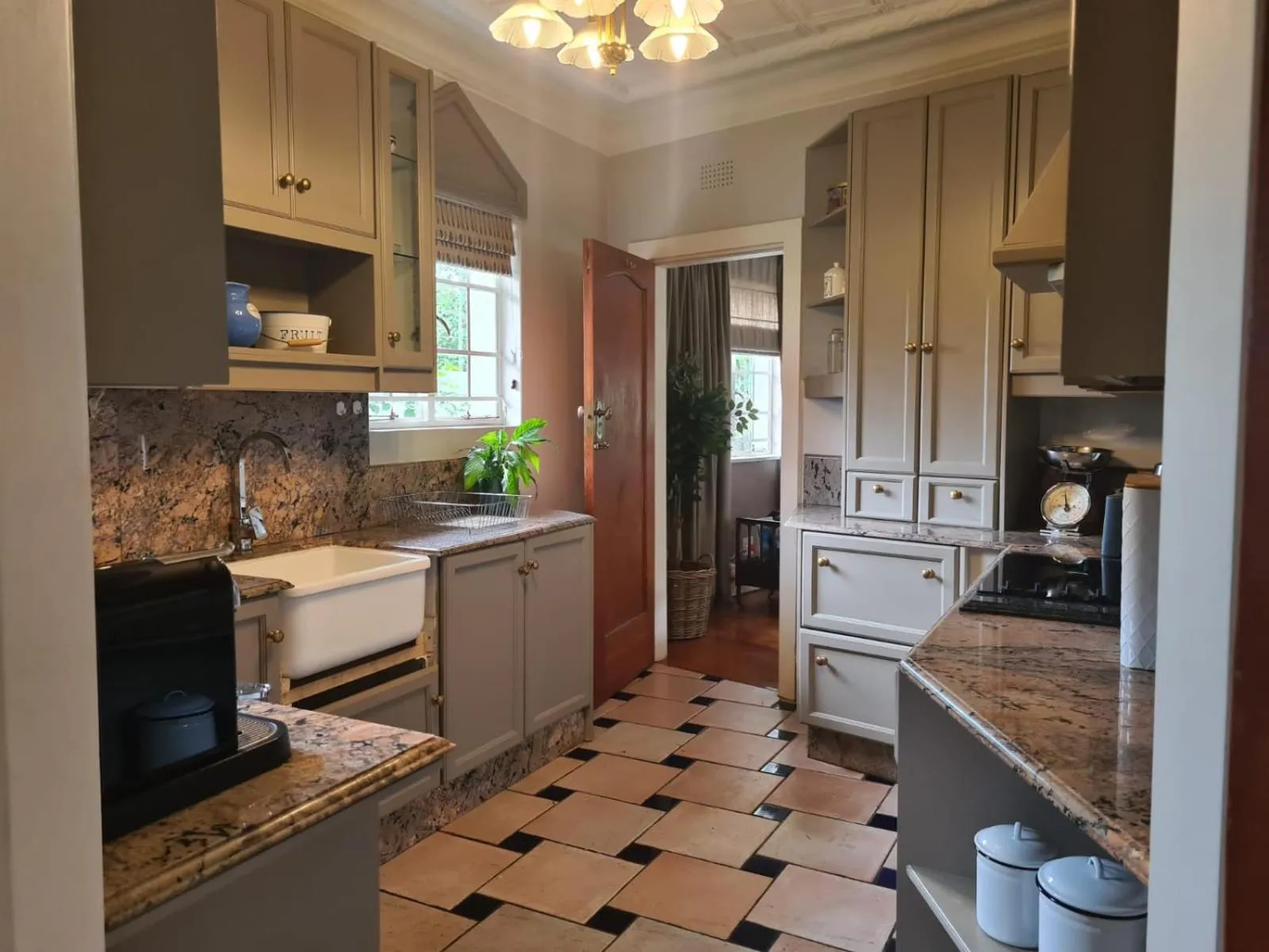 Kitchen or kitchenette in The Great Gatsby Houghton