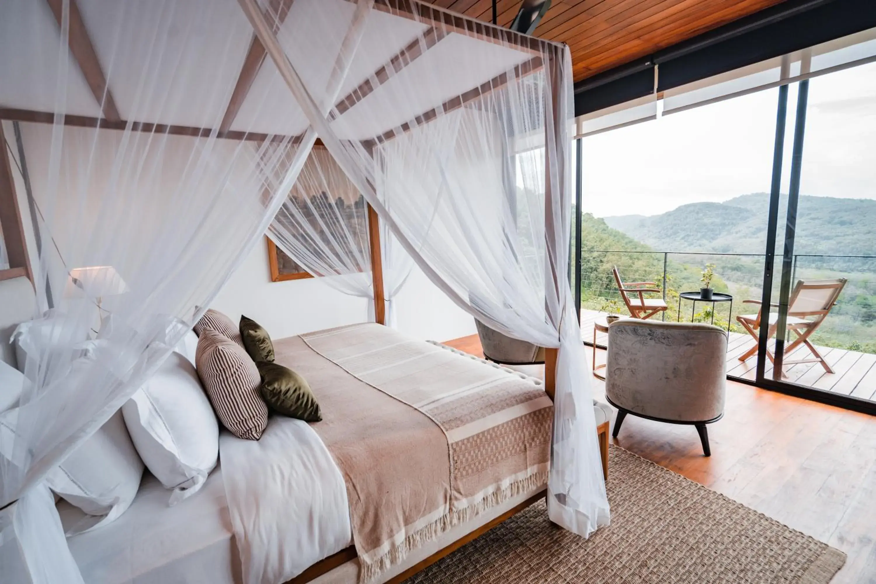 Bed in Glenross Living - A Collection of 7 Private Pool Villas and 3 Colonial Suites Bed in Glenross Living - A Collection of 7 Private Pool Villas and 3 Colonial Suites