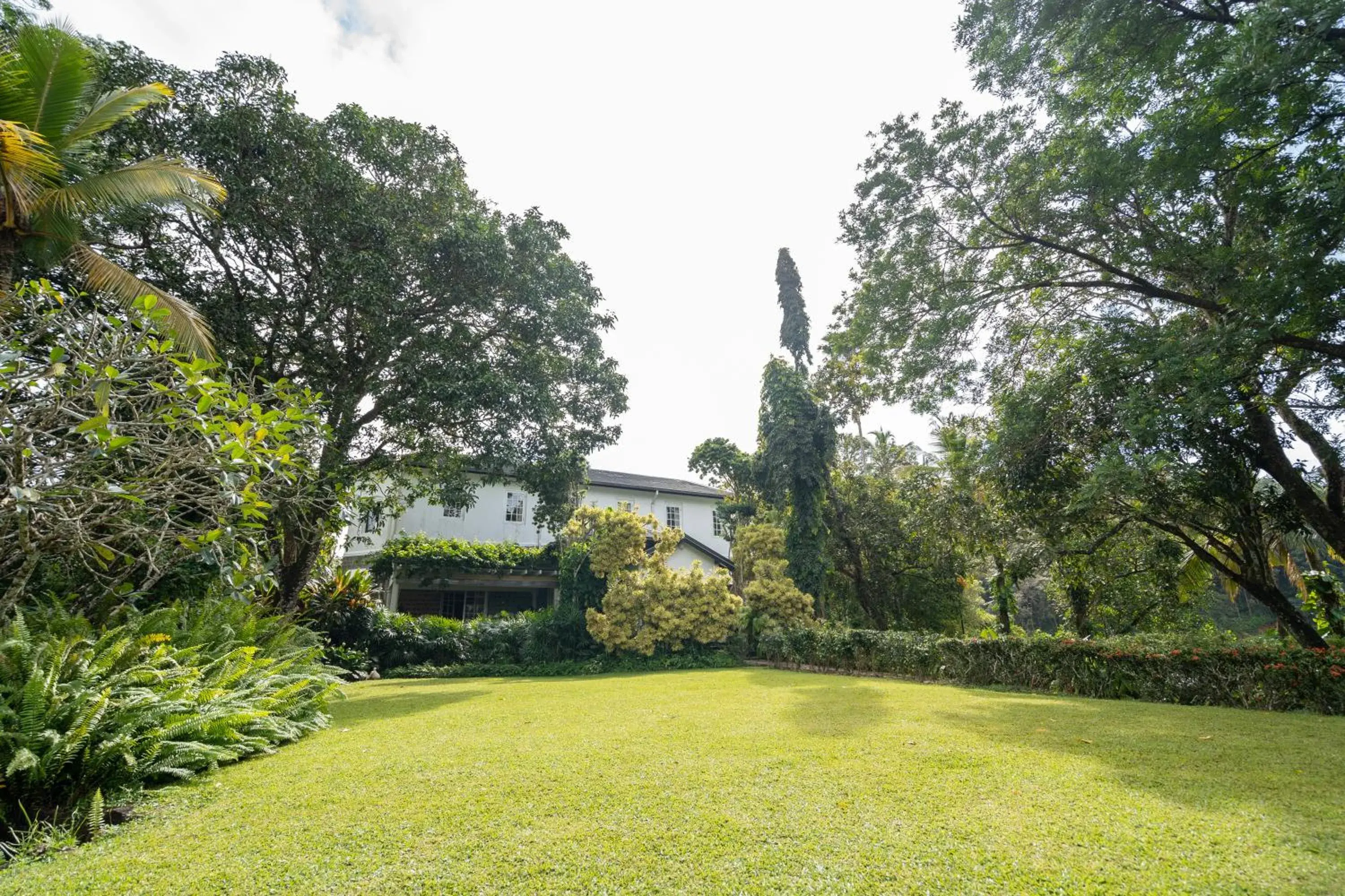 Property building in Glenross Living - A Collection of 7 Private Pool Villas and 3 Colonial Suites Property building in Glenross Living - A Collection of 7 Private Pool Villas and 3 Colonial Suites