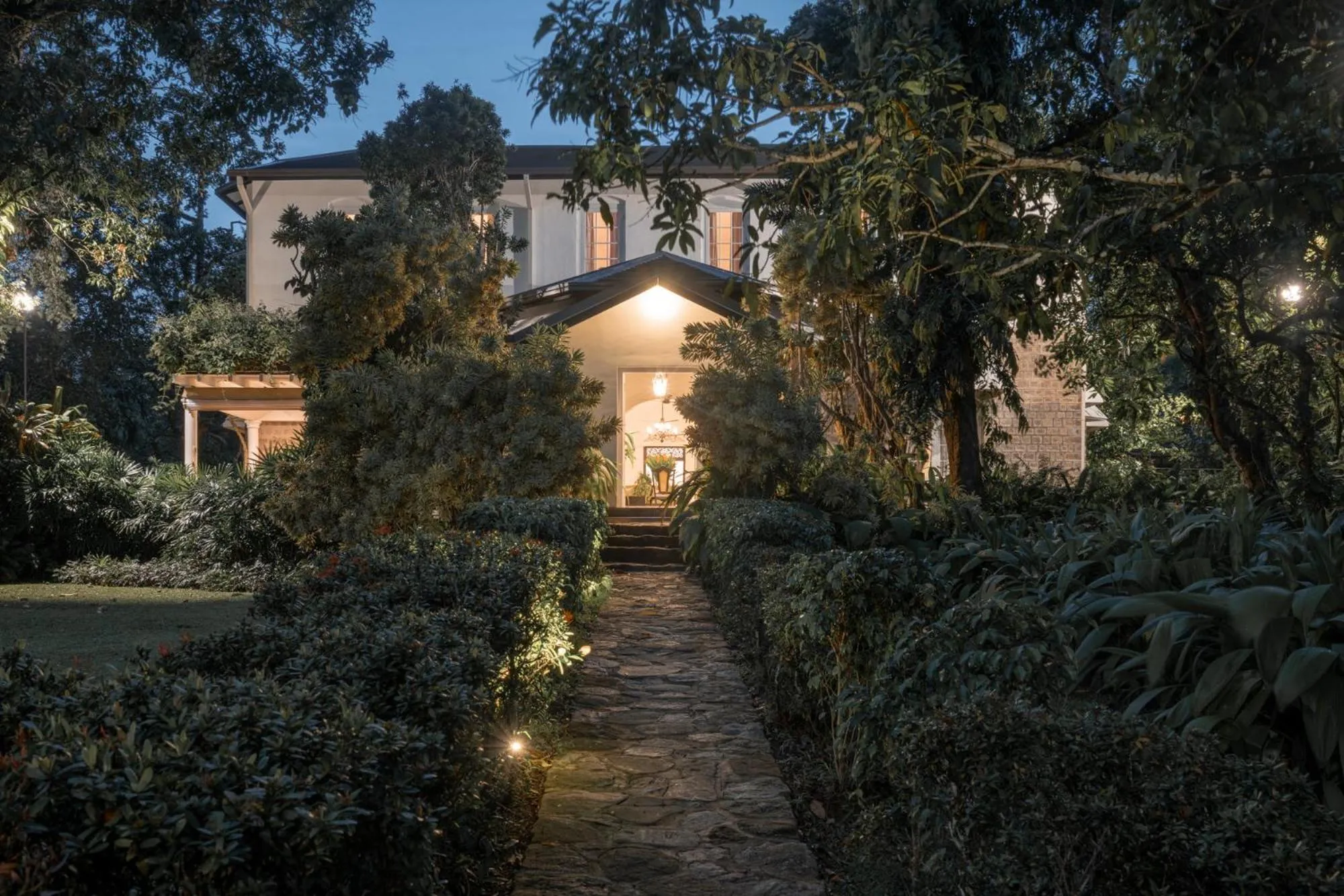 Property building in Glenross Living - A Collection of 7 Private Pool Villas and 3 Colonial Suites