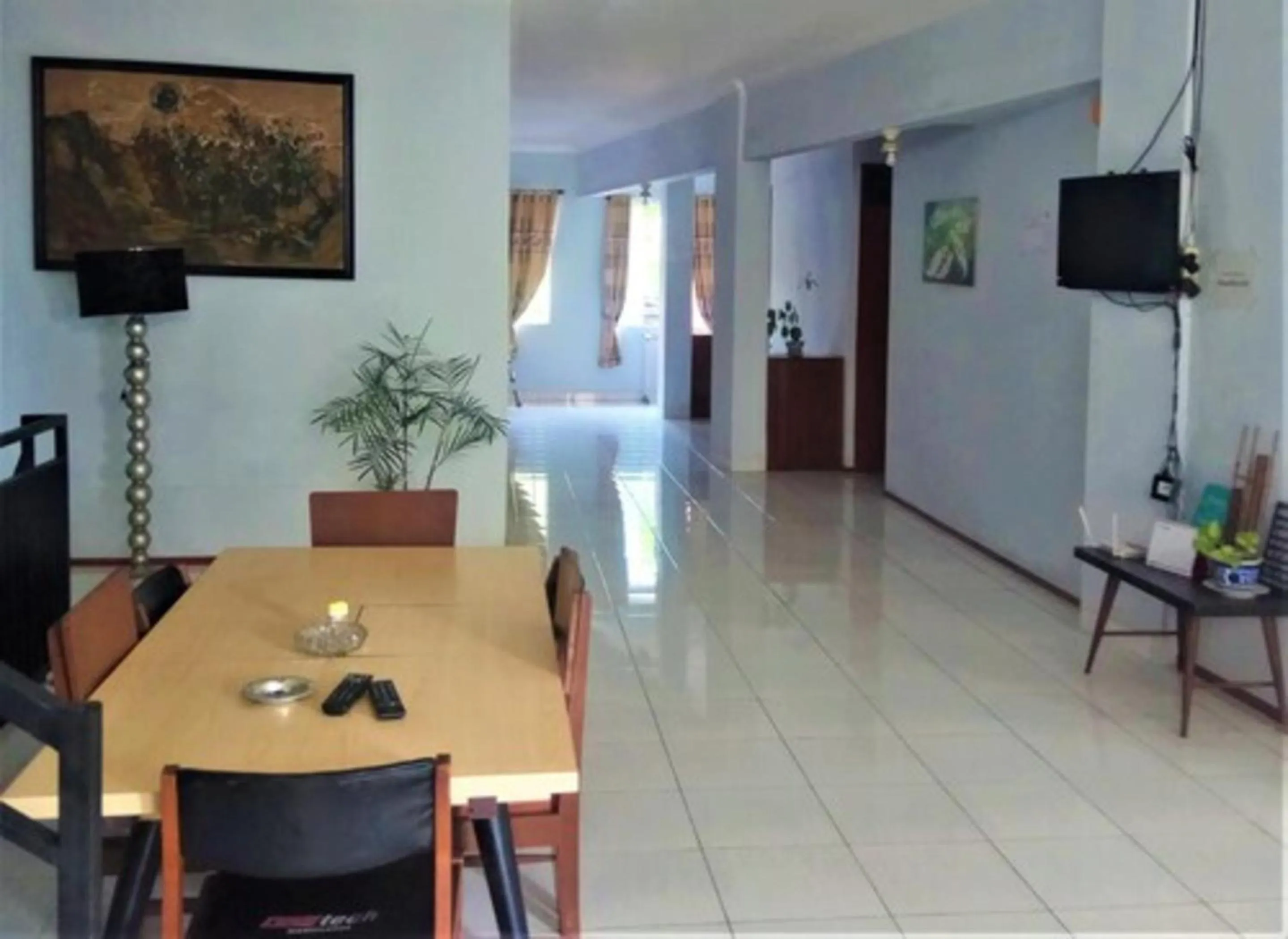 TV and multimedia in Rumah Kita