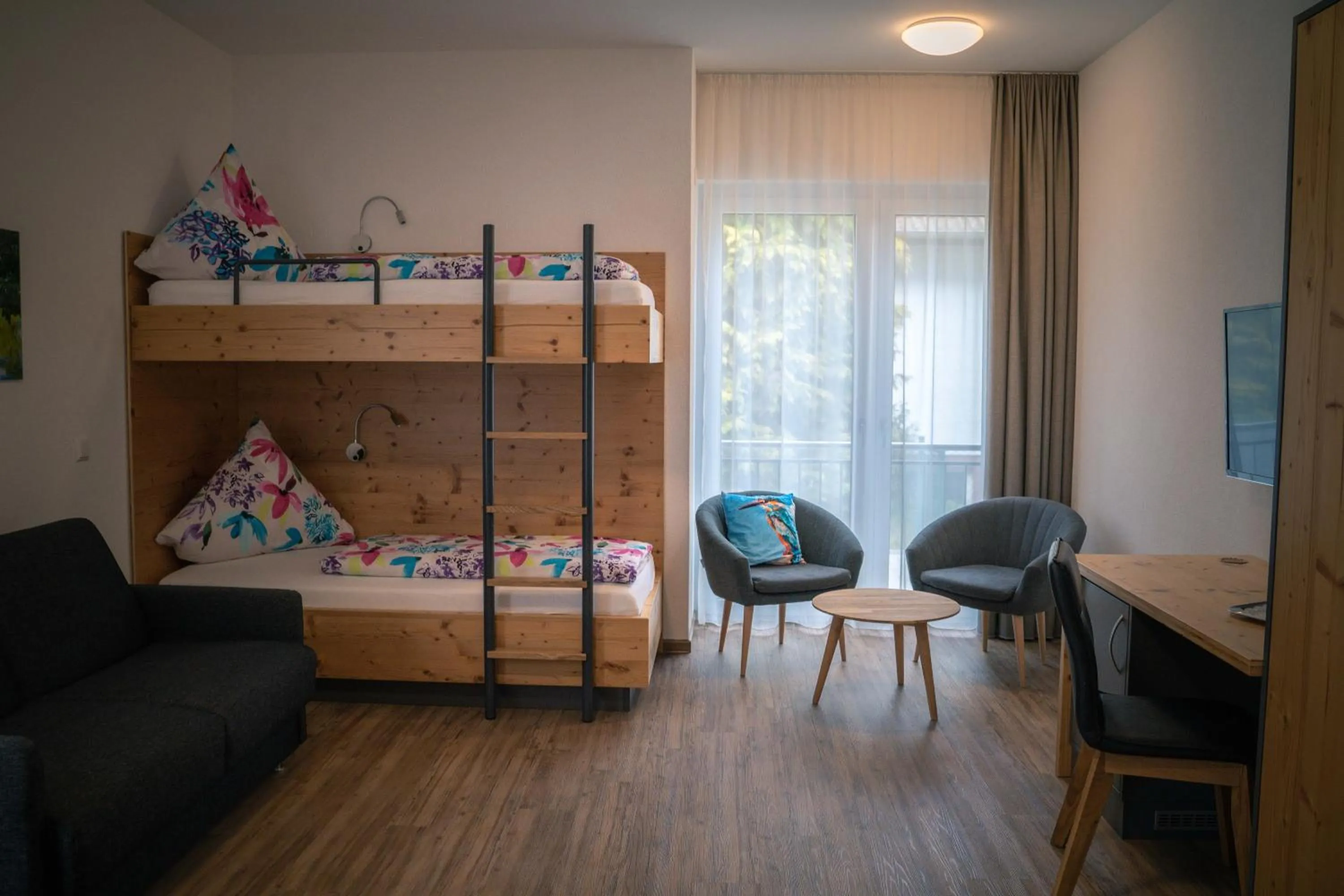 Living room, Bed in Pension Yvonne - SUPERIOR