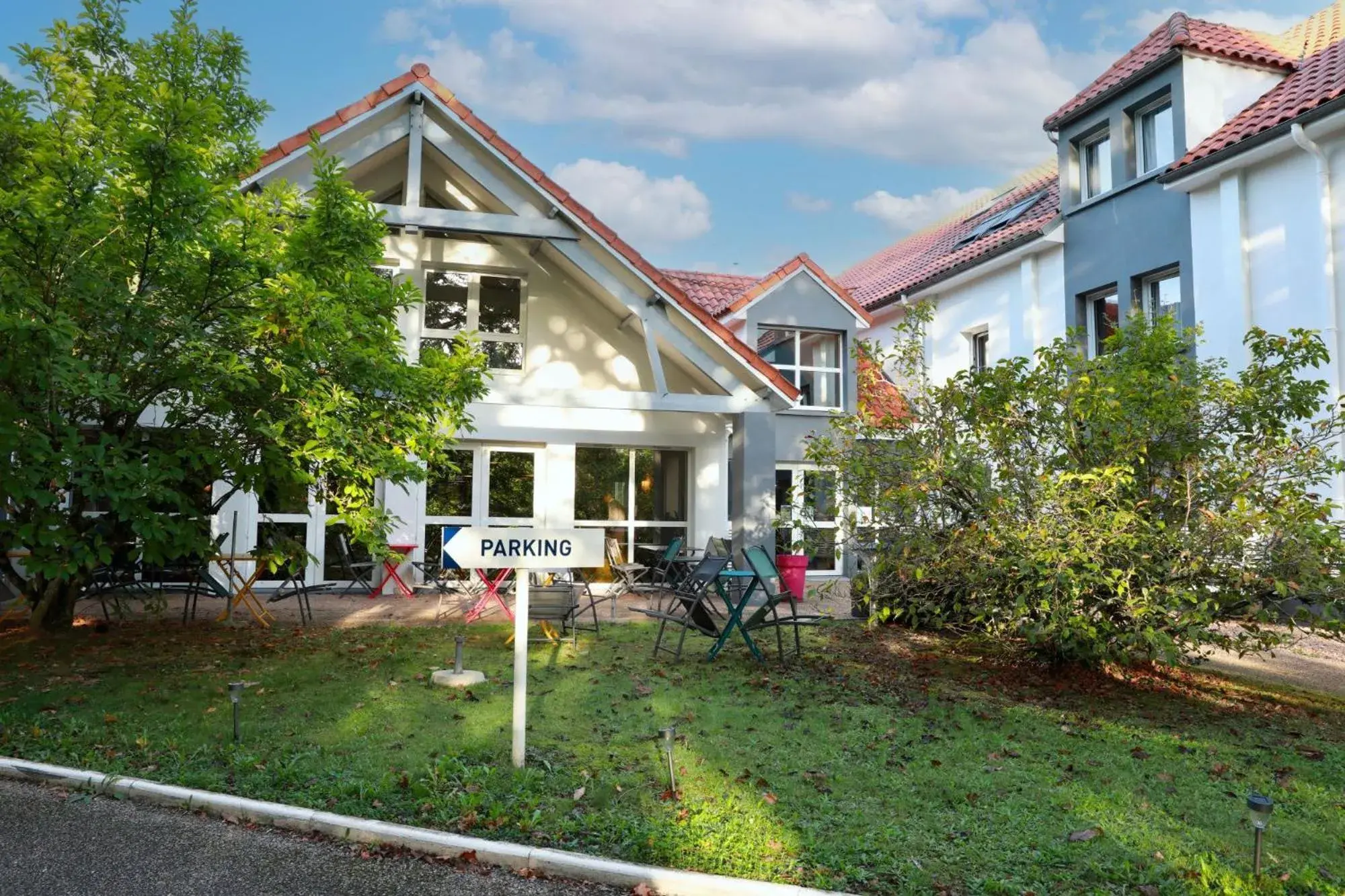 Property building in Sure Hotel by Best Western Limoges Sud Property building in Sure Hotel by Best Western Limoges Sud