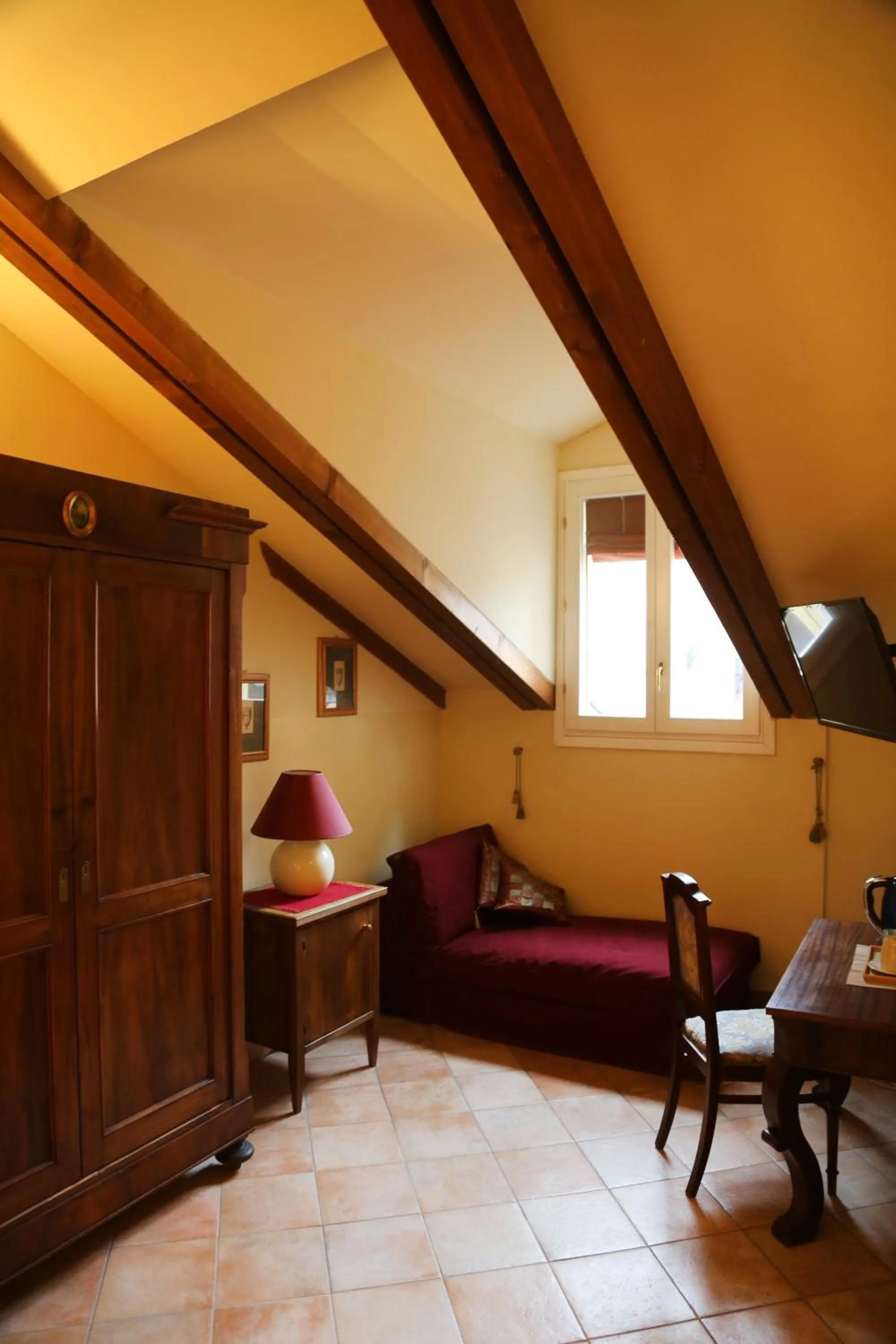 Seating area in Albergo delle Drapperie