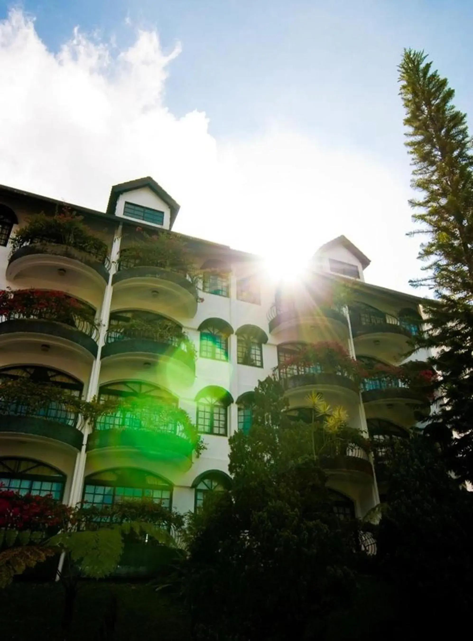 Facade/entrance in Strawberry Park Resort Facade/entrance in Strawberry Park Resort