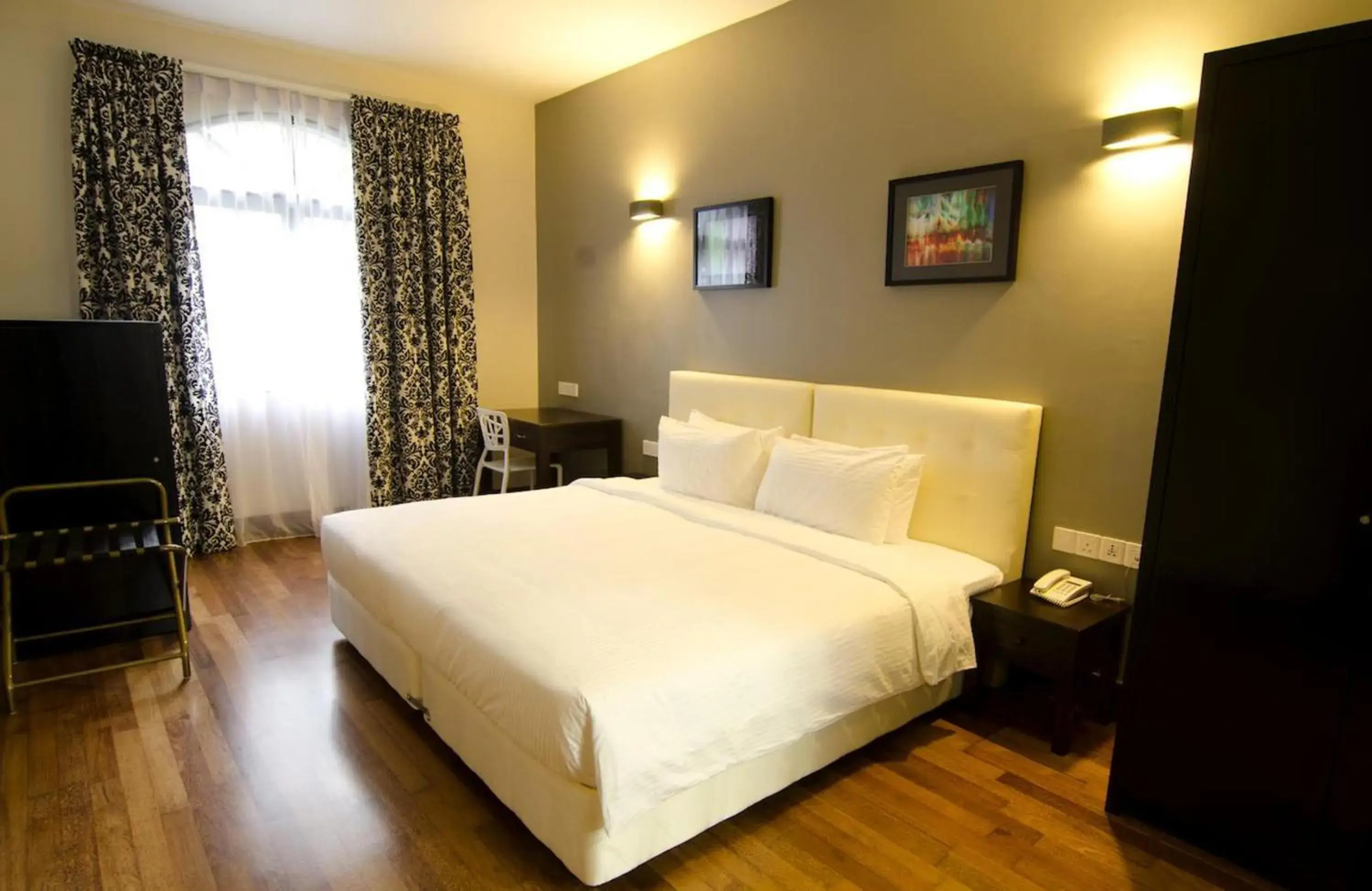 Bedroom, Bed in Strawberry Park Resort Bedroom, Bed in Strawberry Park Resort