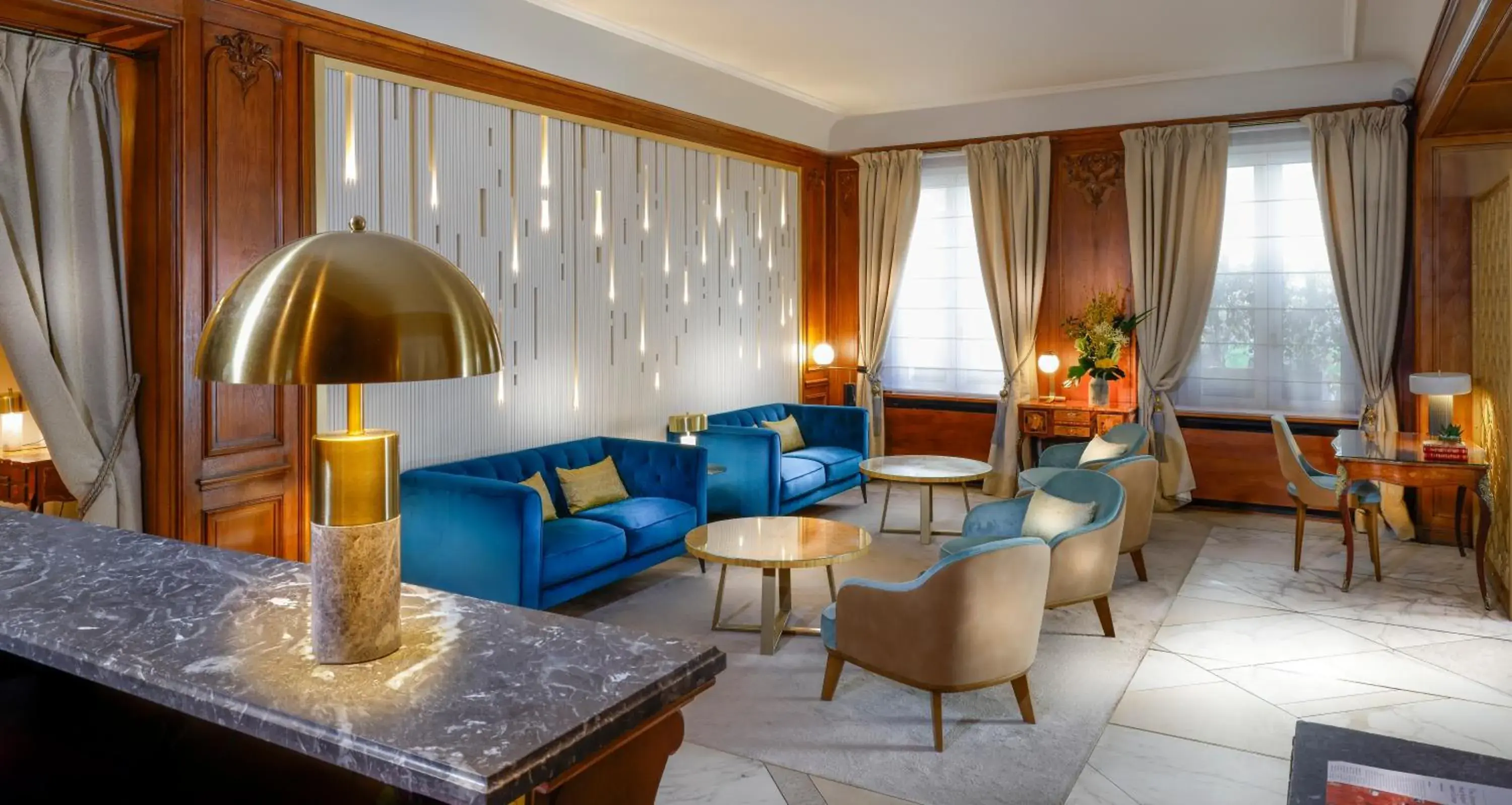 Lobby or reception in Hotel Claridge Paris Lobby or reception in Hotel Claridge Paris