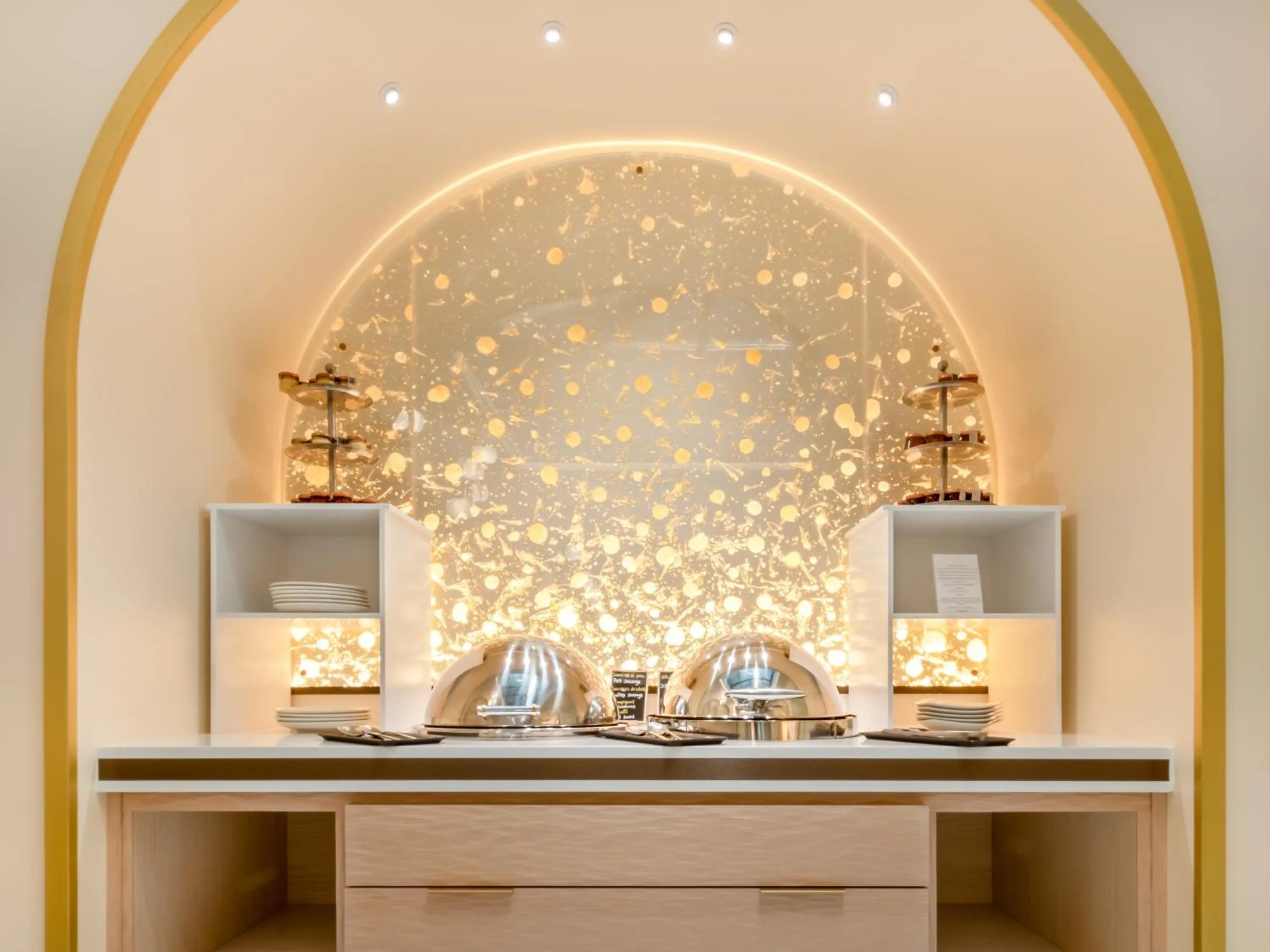 Breakfast in Hotel Claridge Paris