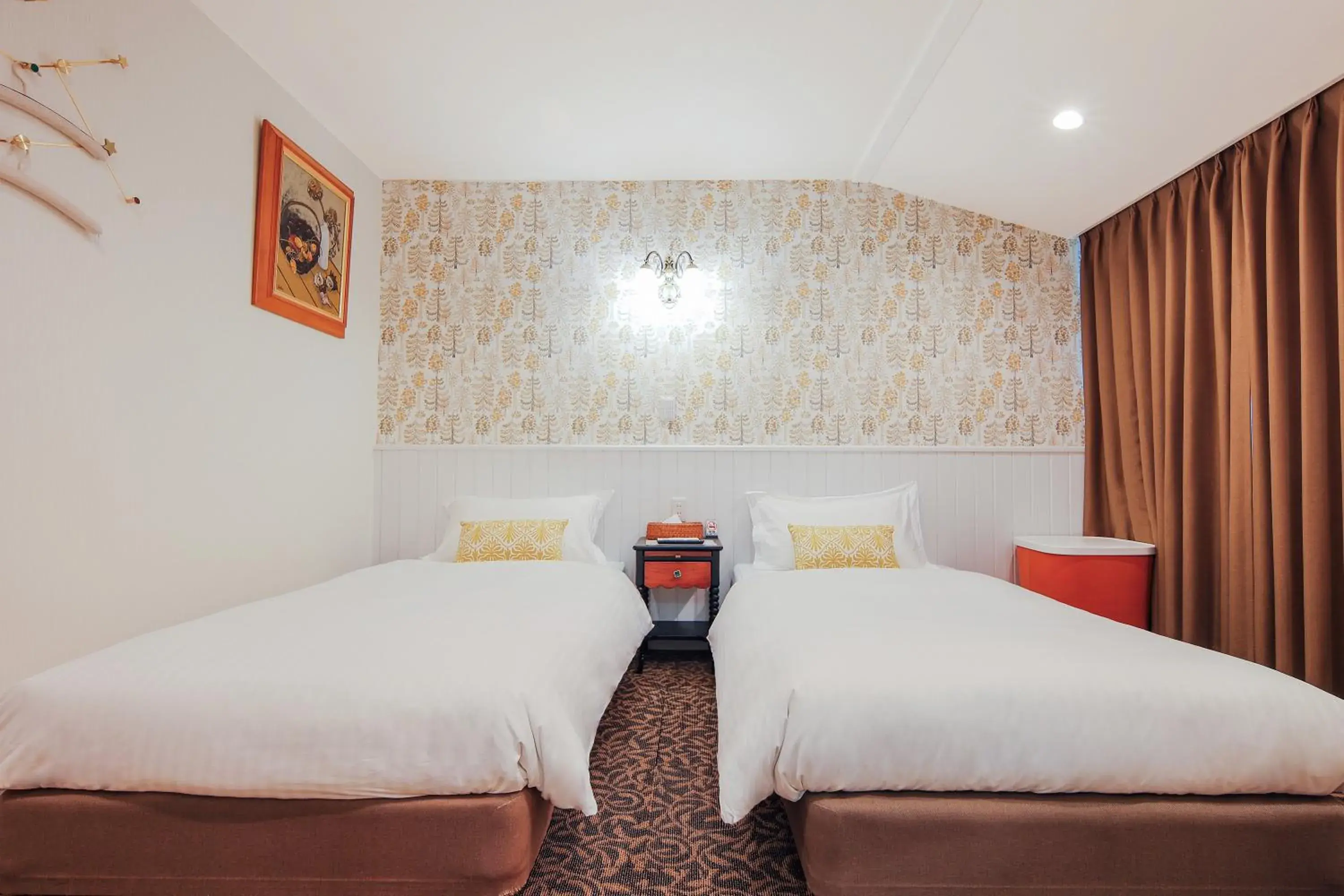 Standard Twin Room with Mountain View in Hotel Wellies Standard Twin Room with Mountain View in Hotel Wellies