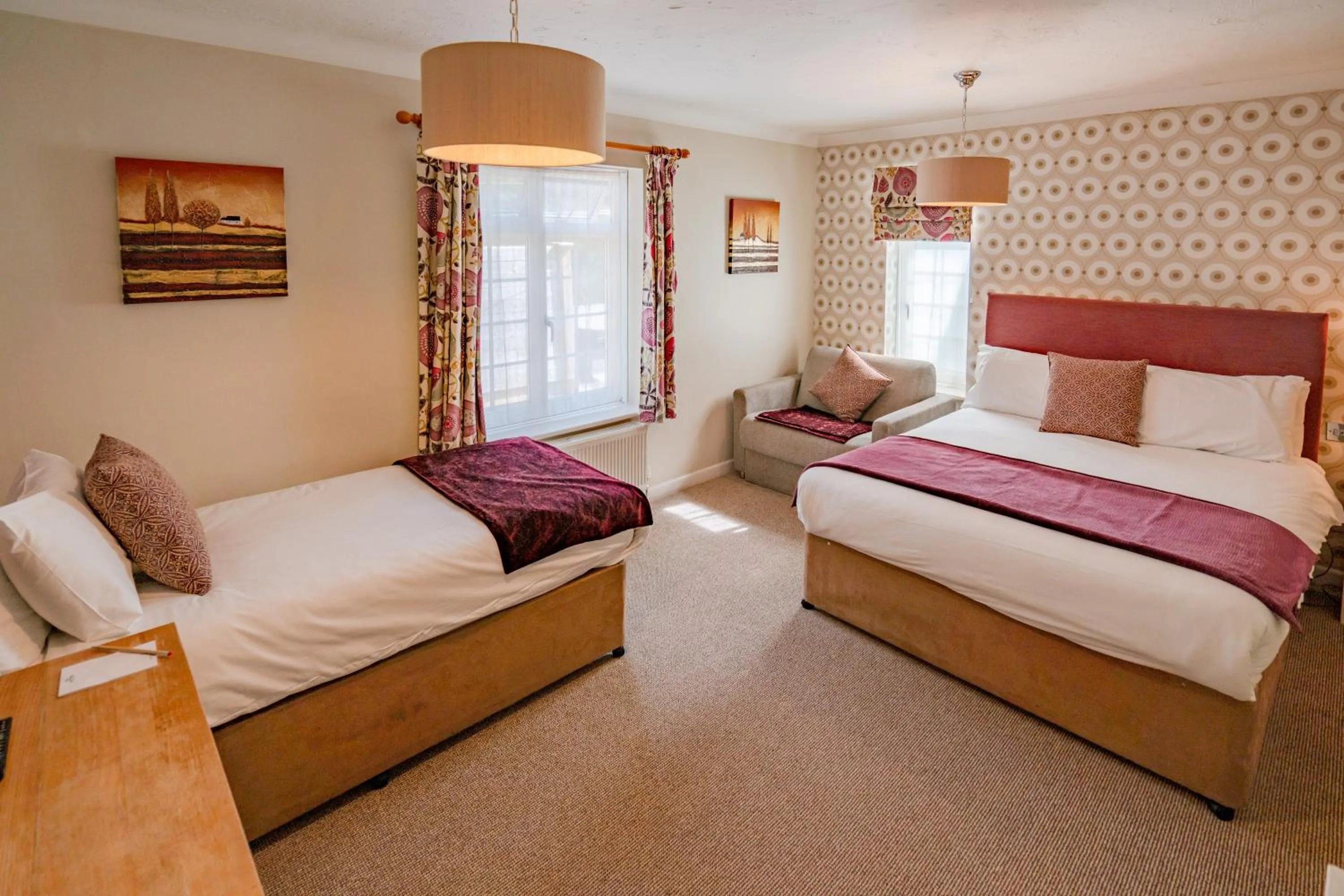 Photo of the whole room, Bed in Avon Causeway Hotel