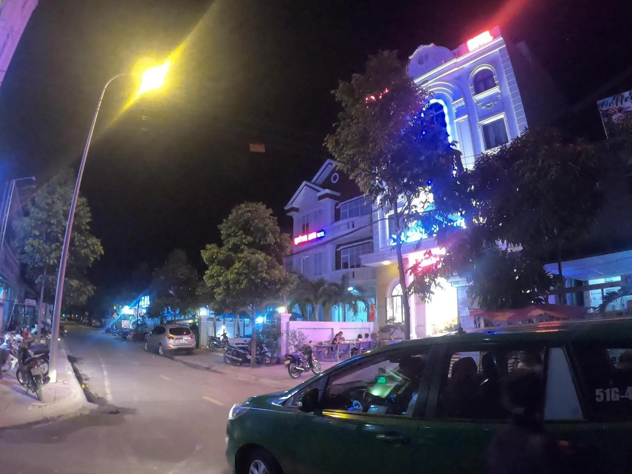 Property building in Hoàng Gia Hotel Côn Đảo
