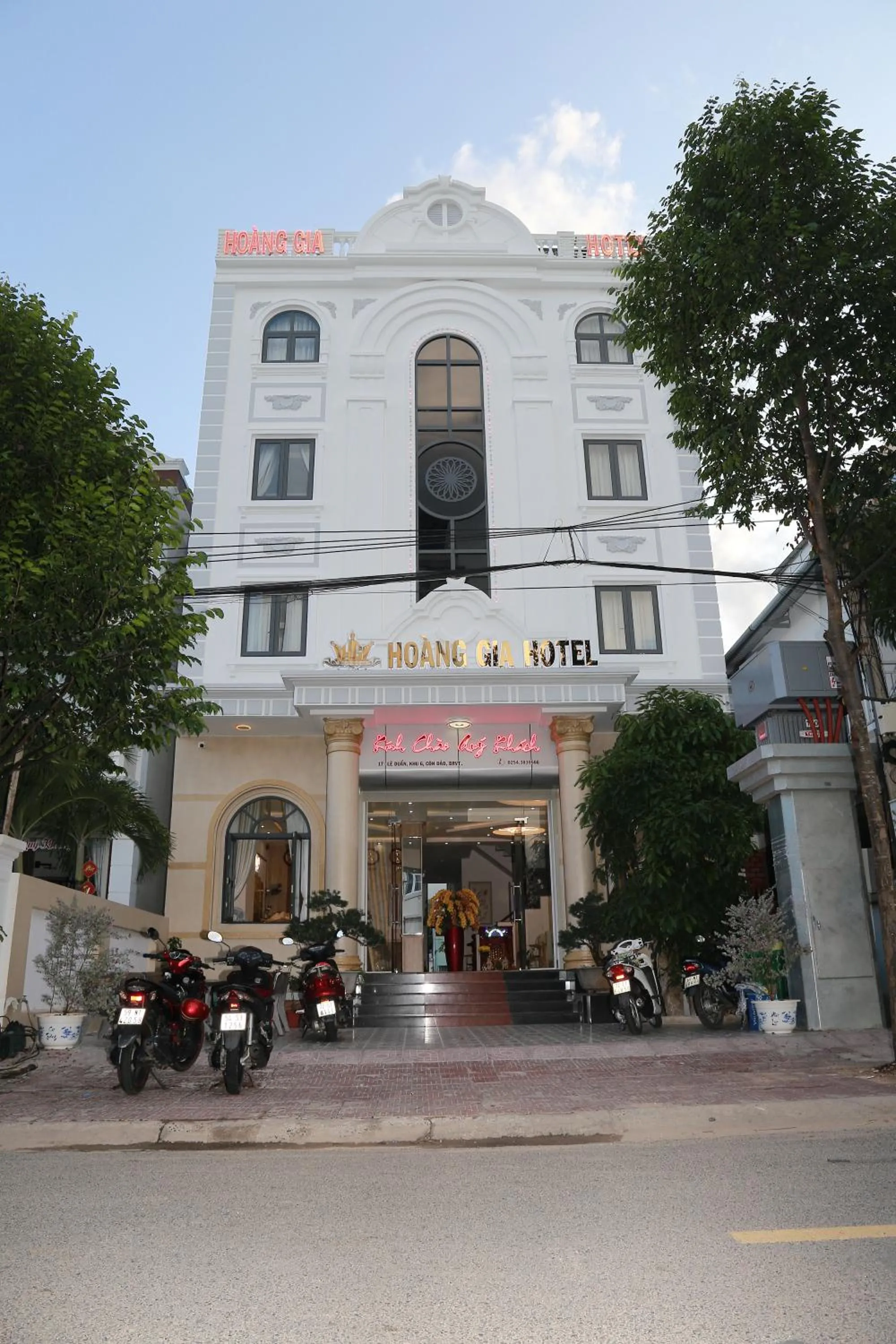 Property building in Hoàng Gia Hotel Côn Đảo