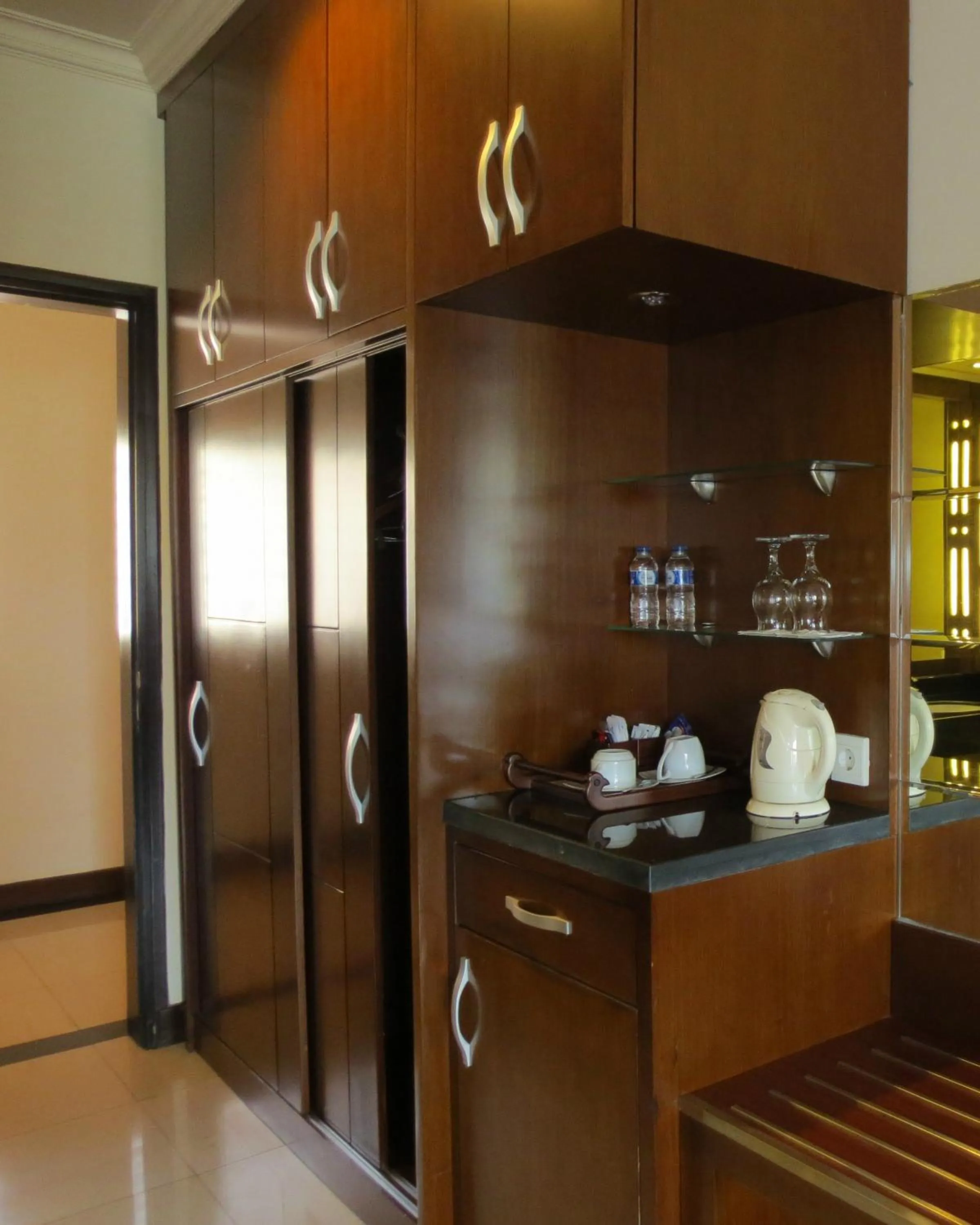 Kitchen or kitchenette in Ari Putri Hotel