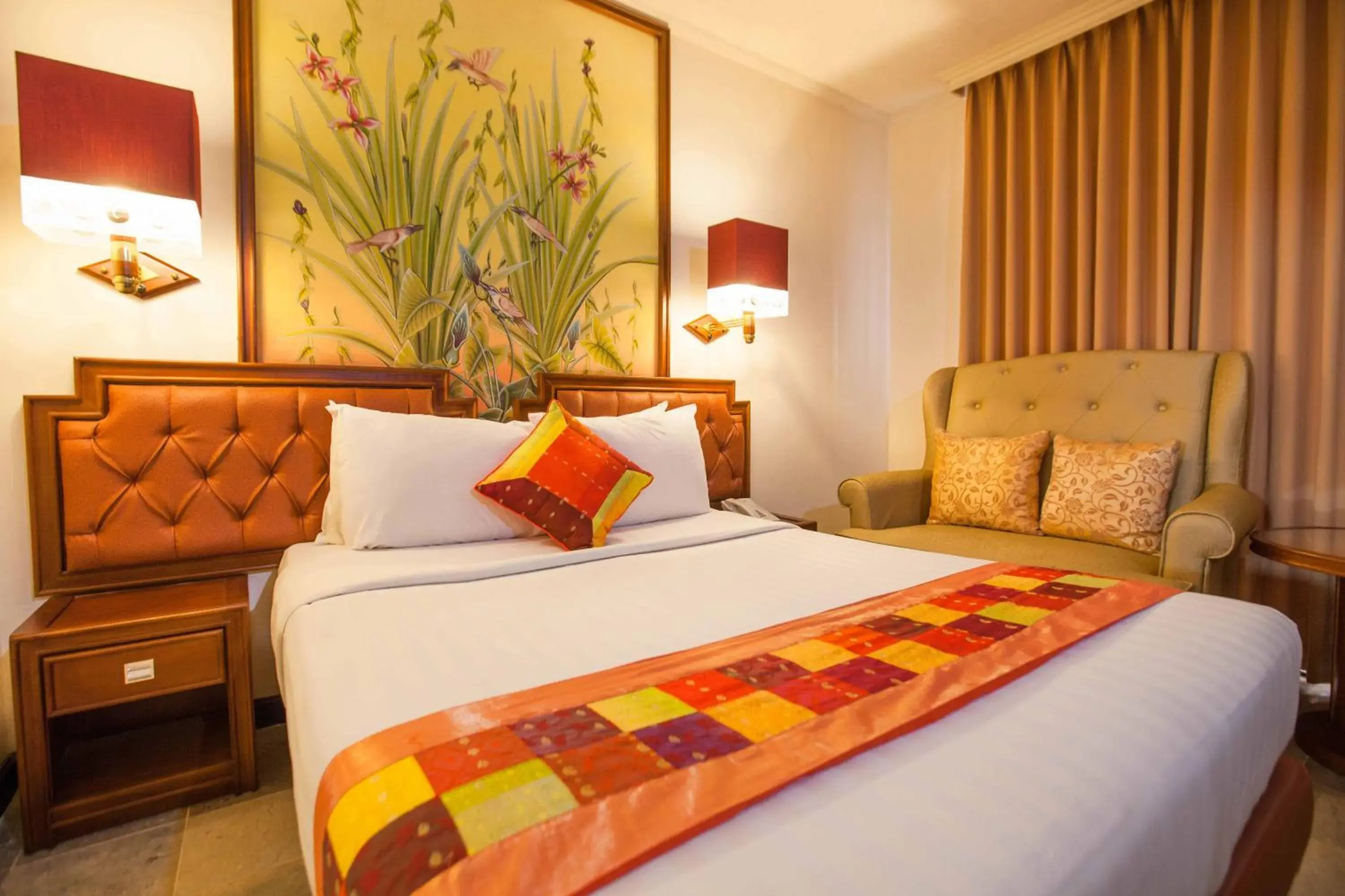 Bedroom, Bed in Ari Putri Hotel