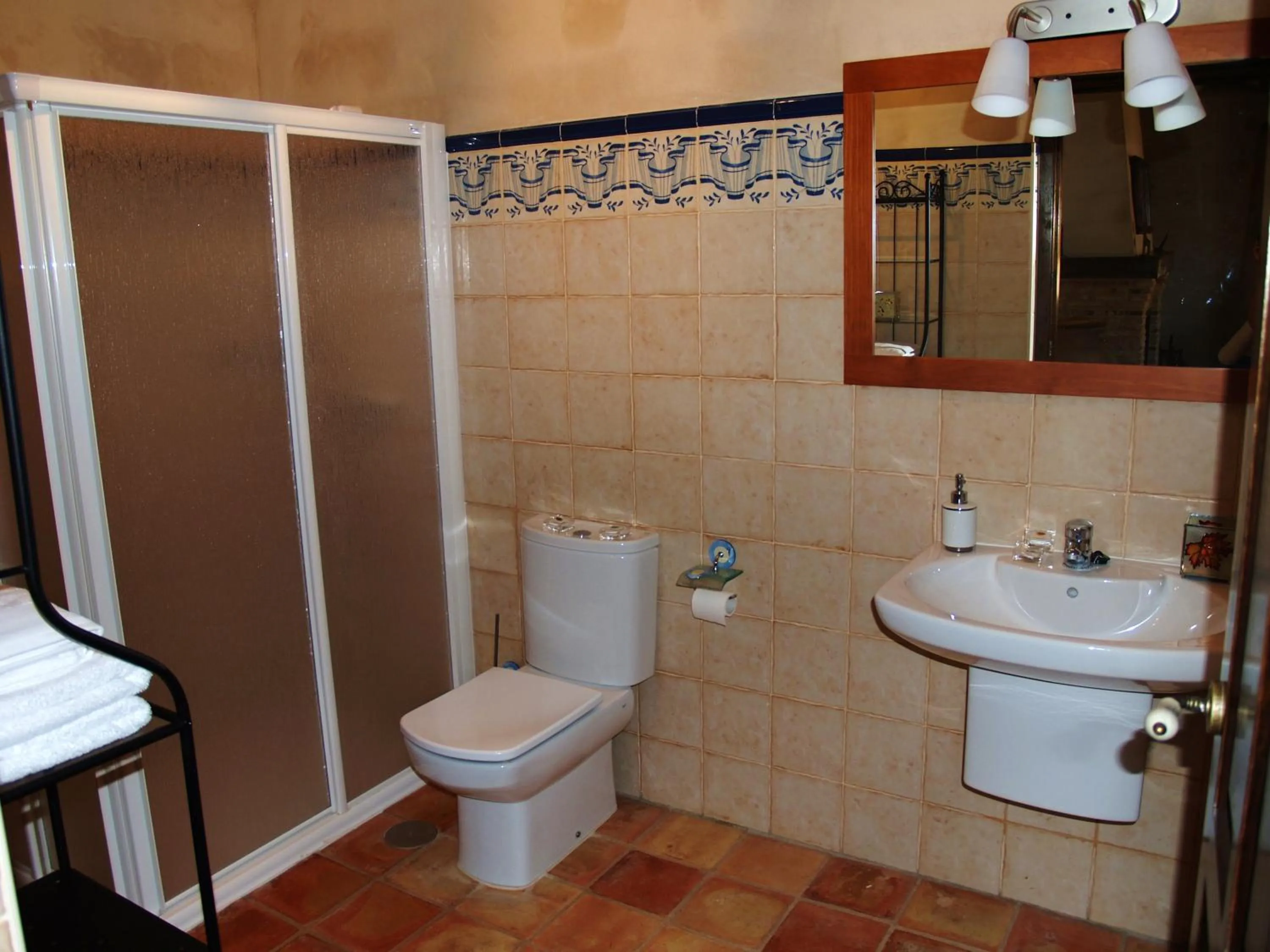 Bathroom in Casas Rurales Cortijo Bellavista