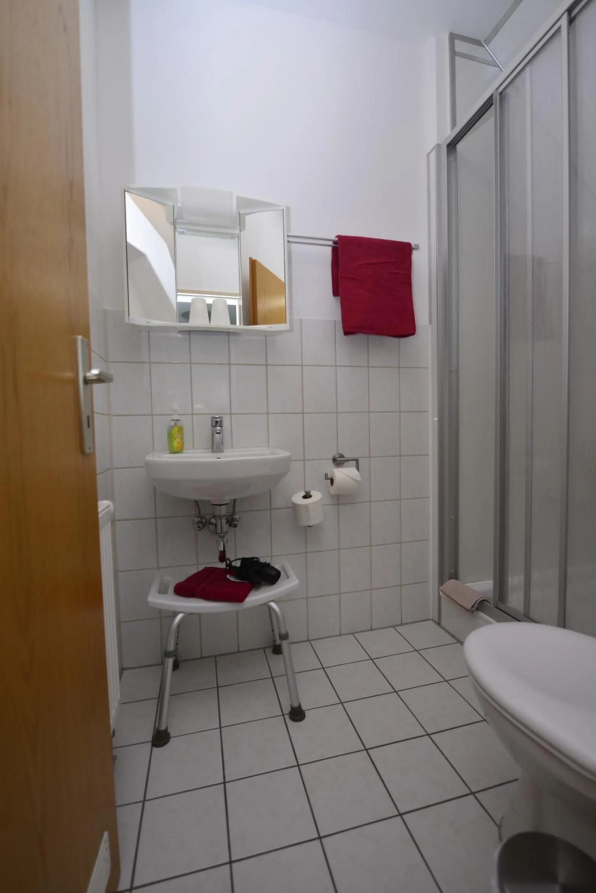 Bathroom in Christel's Pension