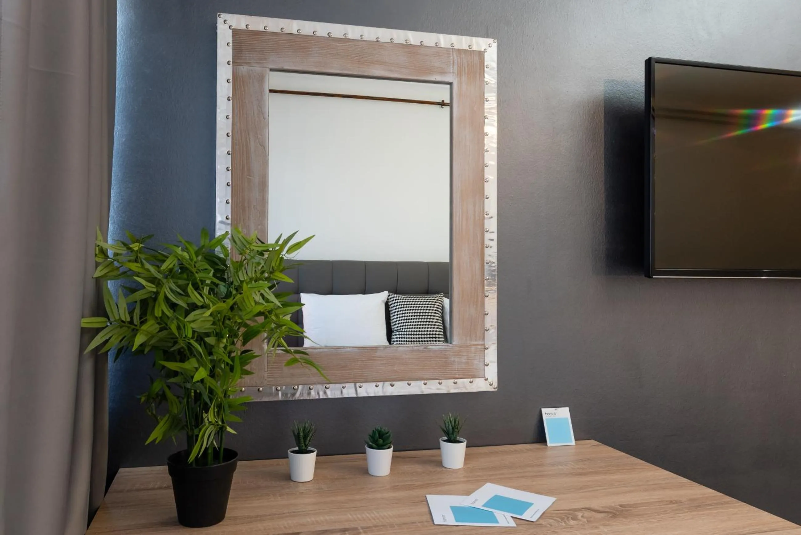 Amazing Apartments @ Aiolou Str.