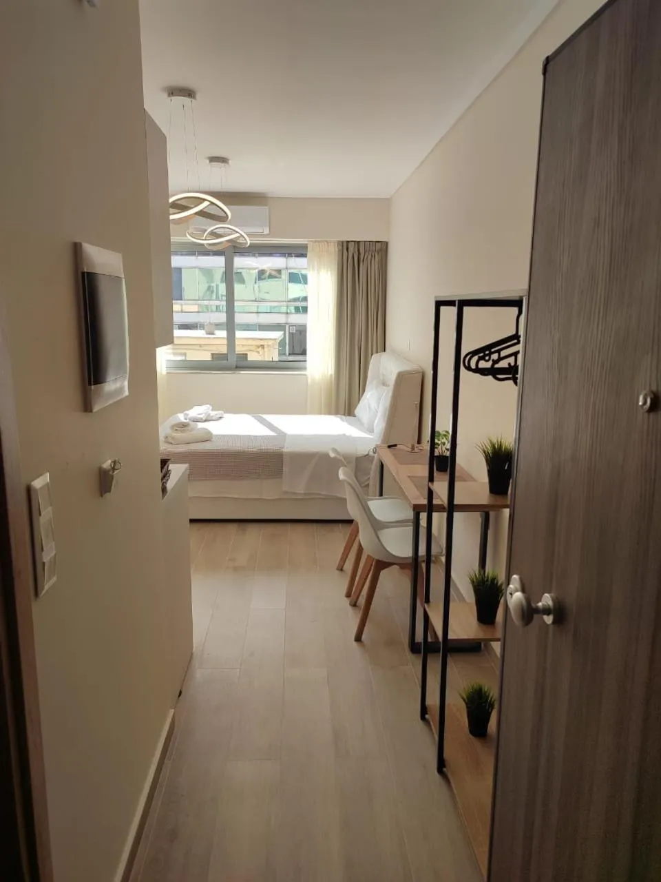 Bed in Amazing Apartments @ Aiolou Str.