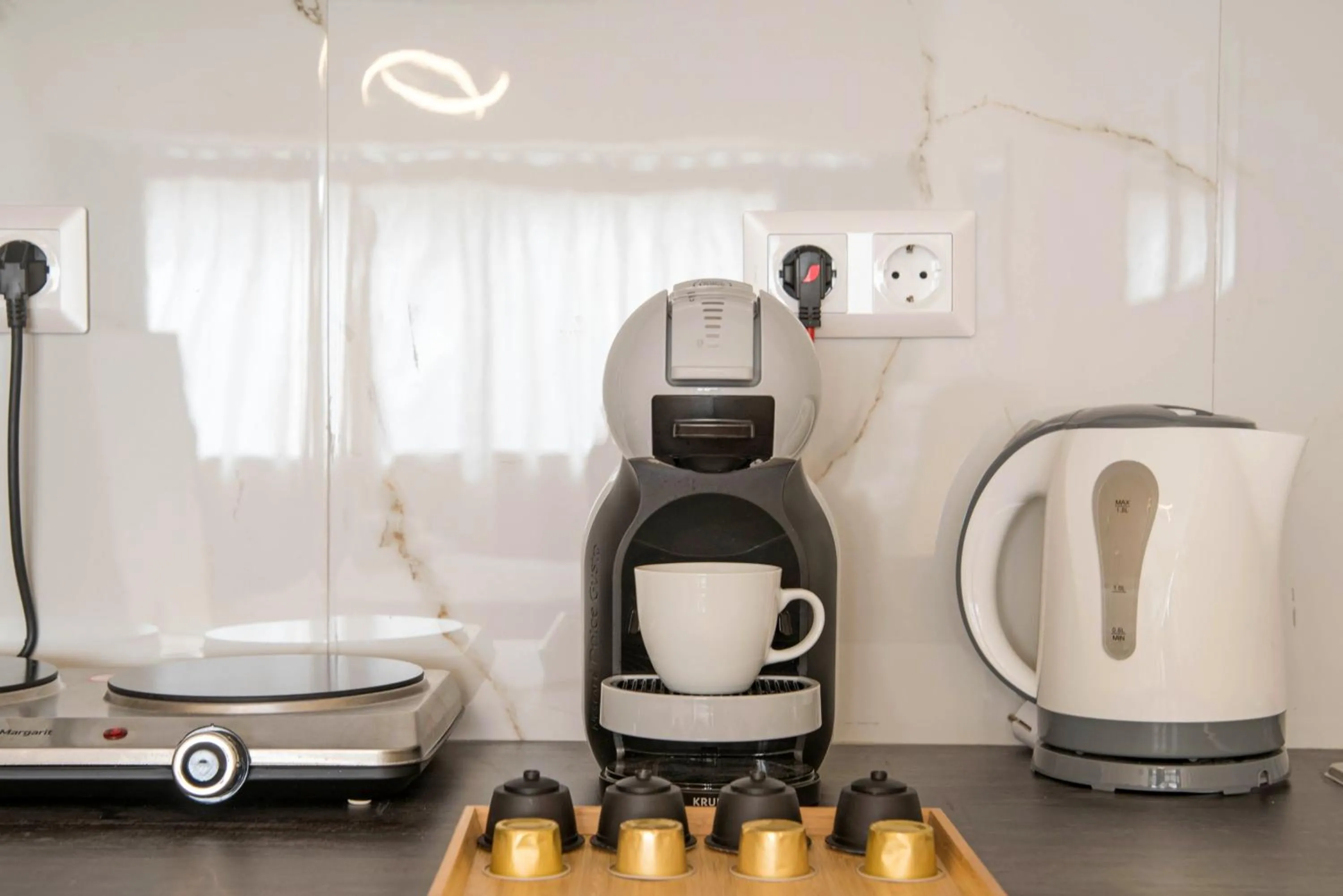 Coffee/tea facilities in Amazing Apartments @ Aiolou Str.
