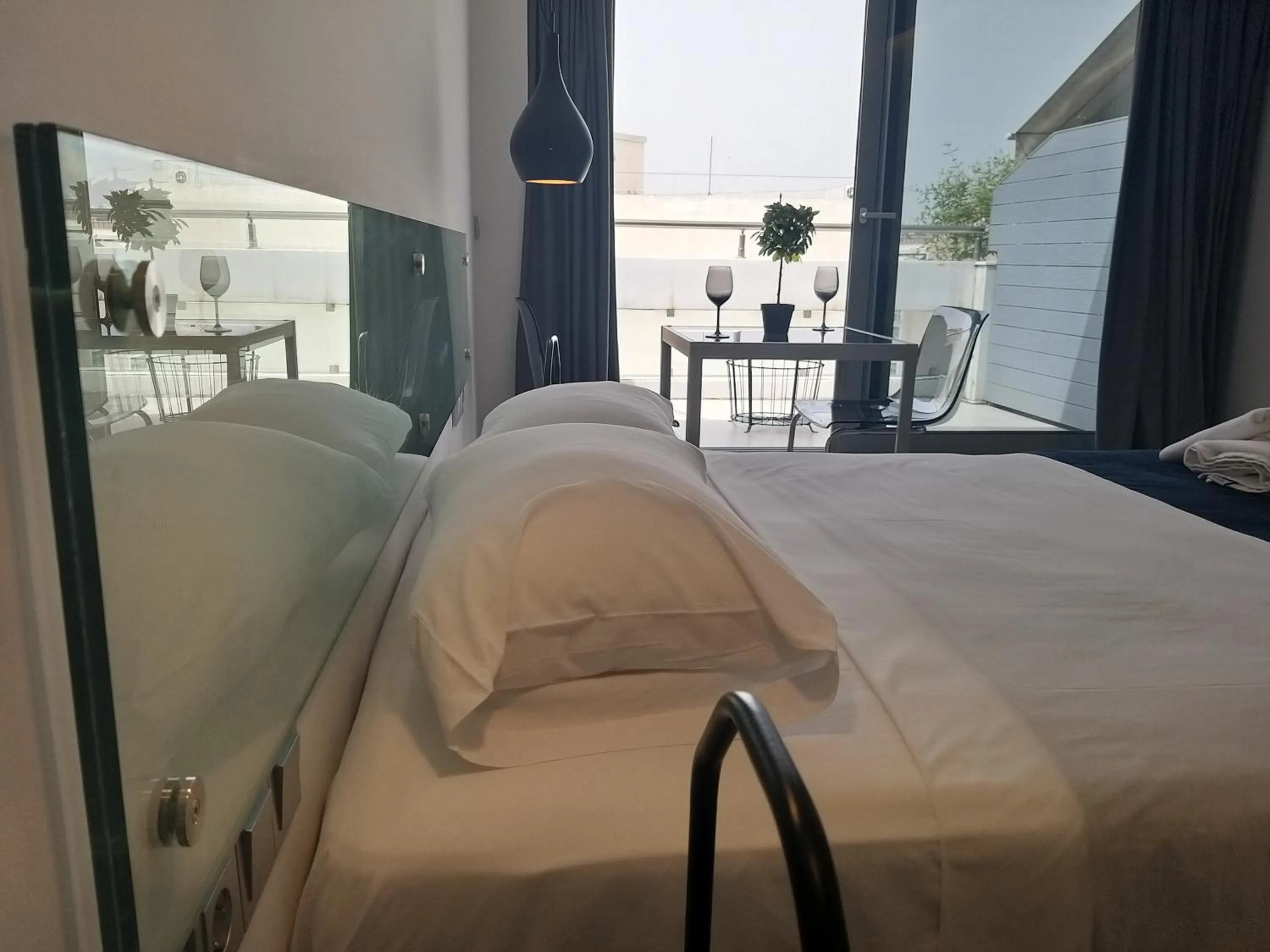 Bed in Amazing Apartments @ Aiolou Str.
