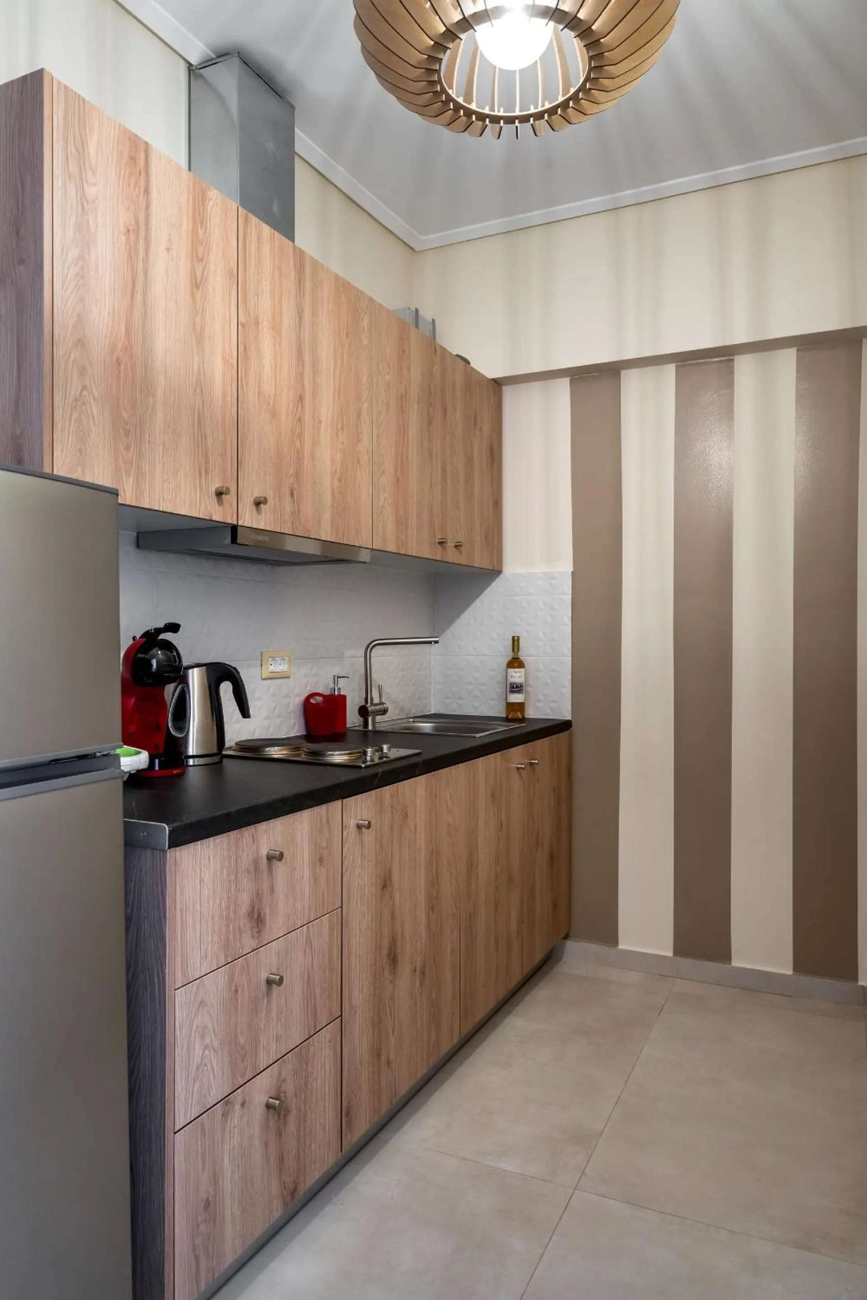 Amazing Apartments @ Aiolou Str.