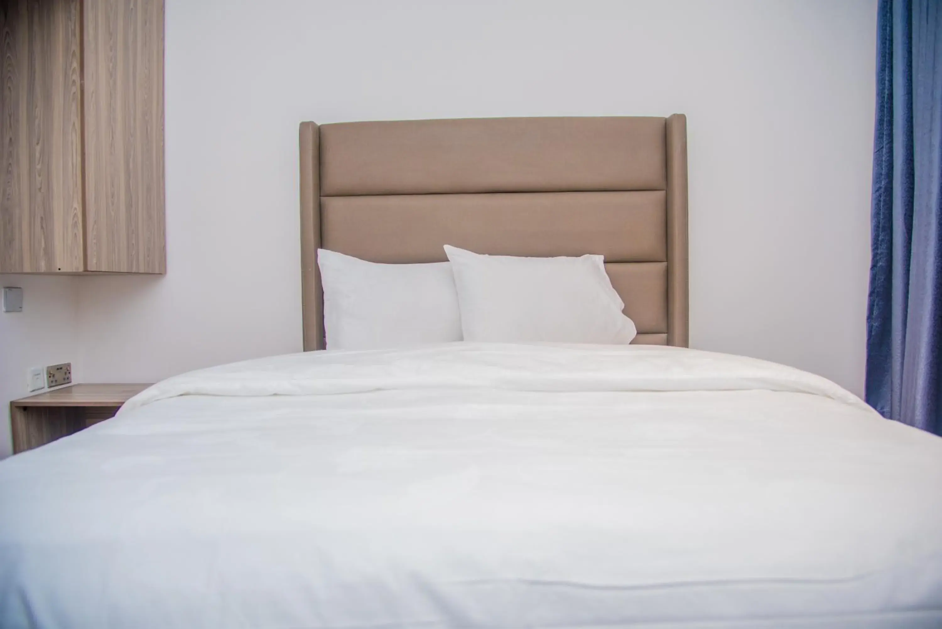 Bedroom, Bed in James Court Hotel & Luxury Apartments Bedroom, Bed in James Court Hotel & Luxury Apartments