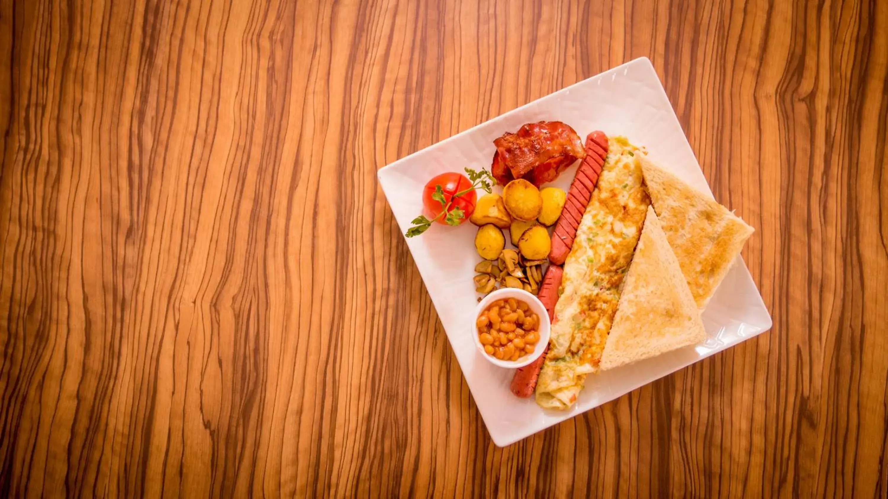 Restaurant/places to eat in James Court Hotel & Luxury Apartments Restaurant/places to eat in James Court Hotel & Luxury Apartments