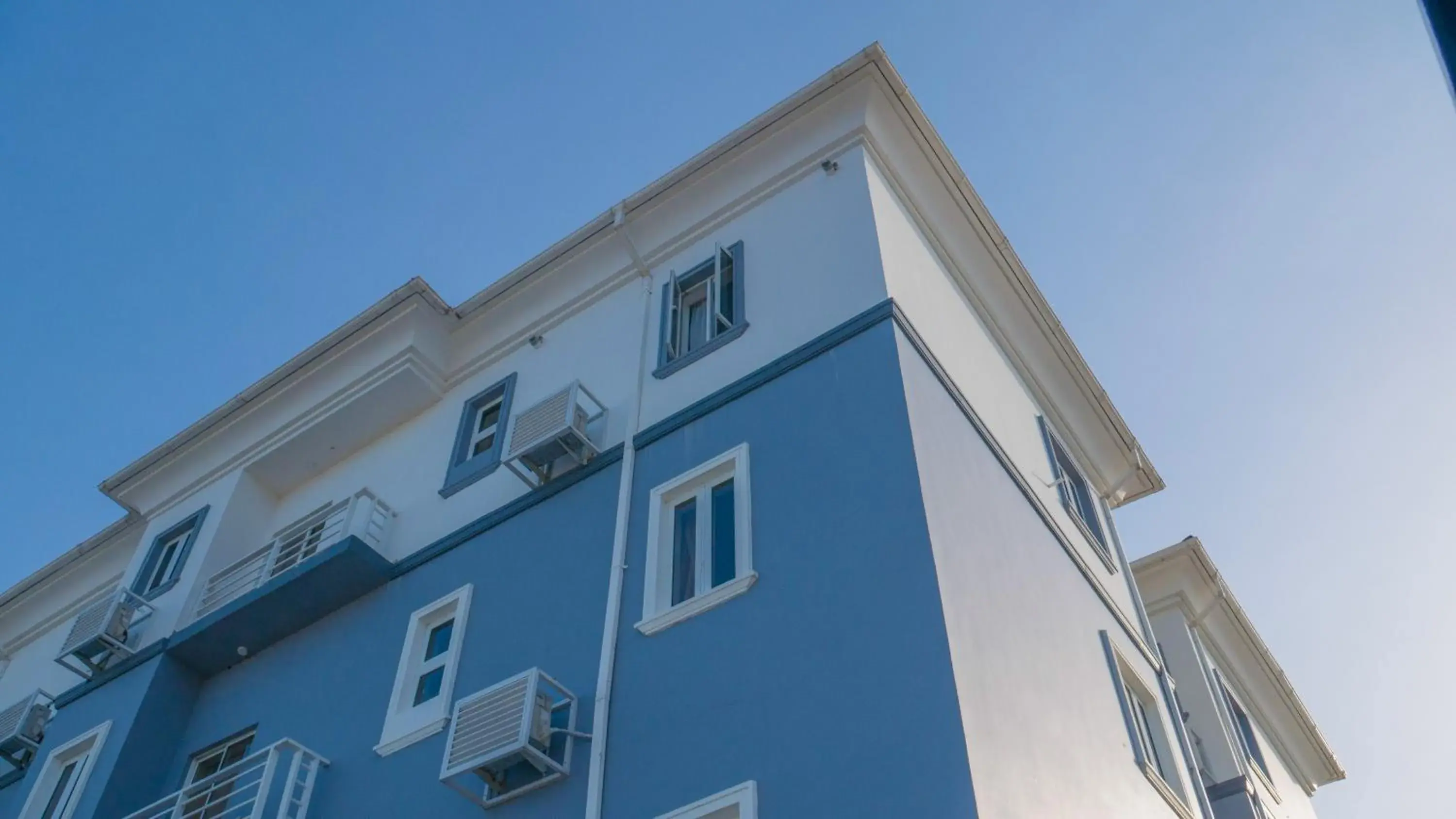 Property building in James Court Hotel & Luxury Apartments Property building in James Court Hotel & Luxury Apartments