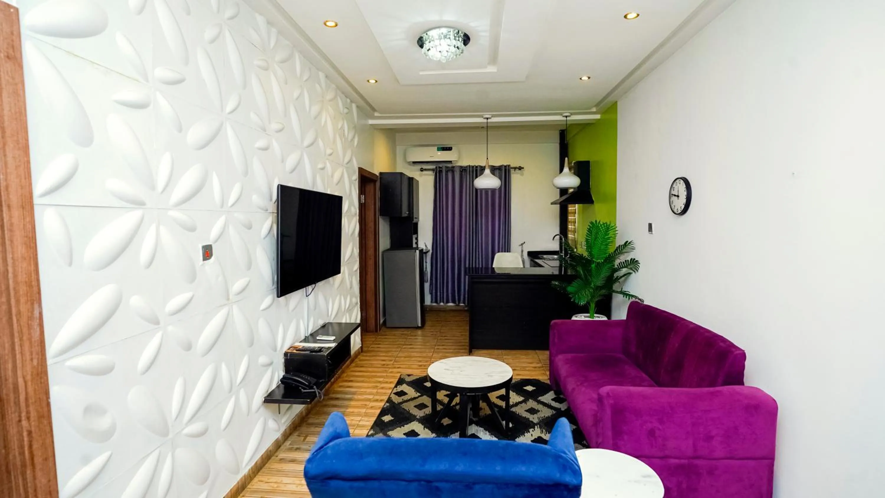 Living room in James Court Hotel & Luxury Apartments