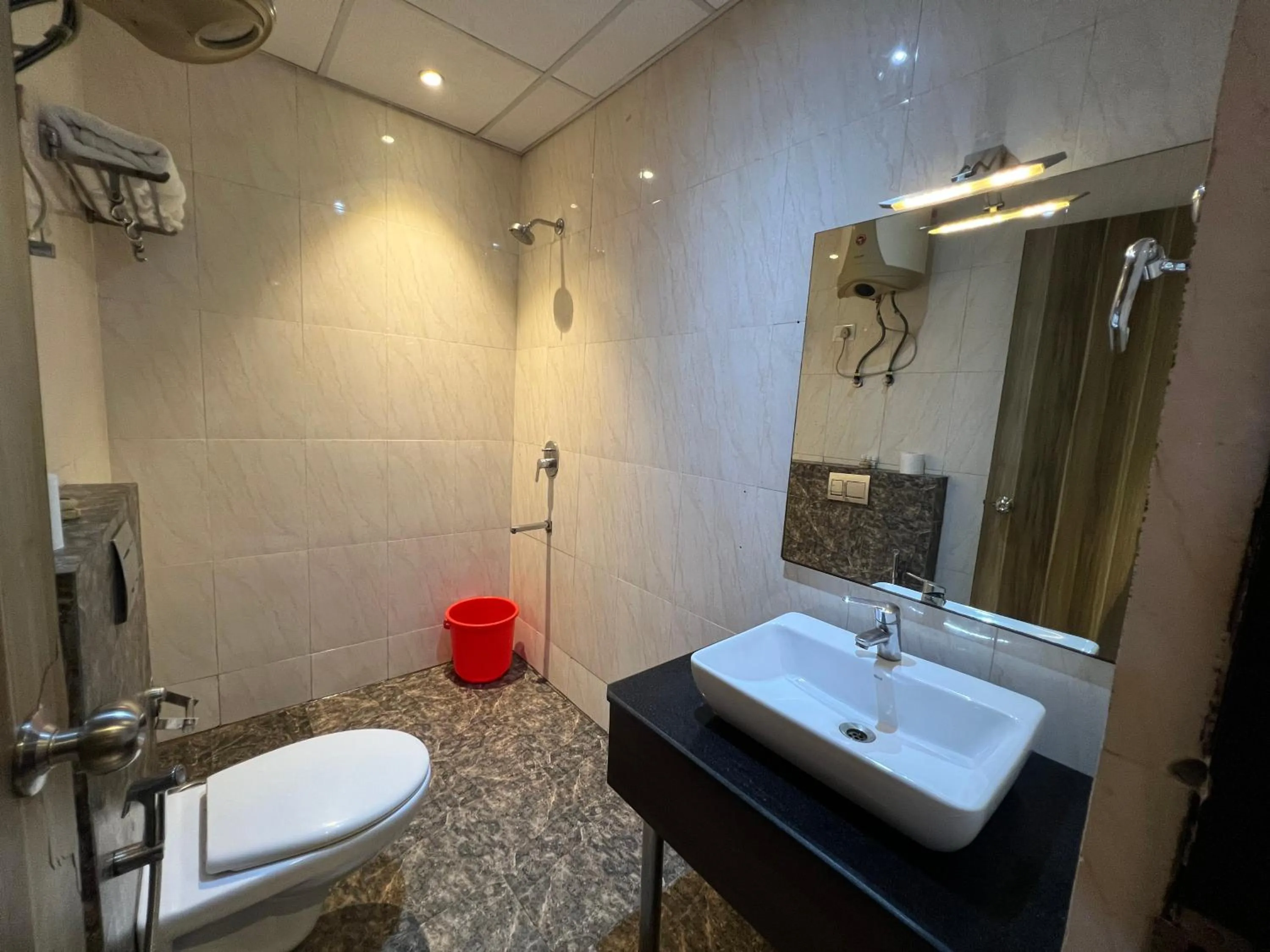 Bathroom in Hyphen Business Hotel