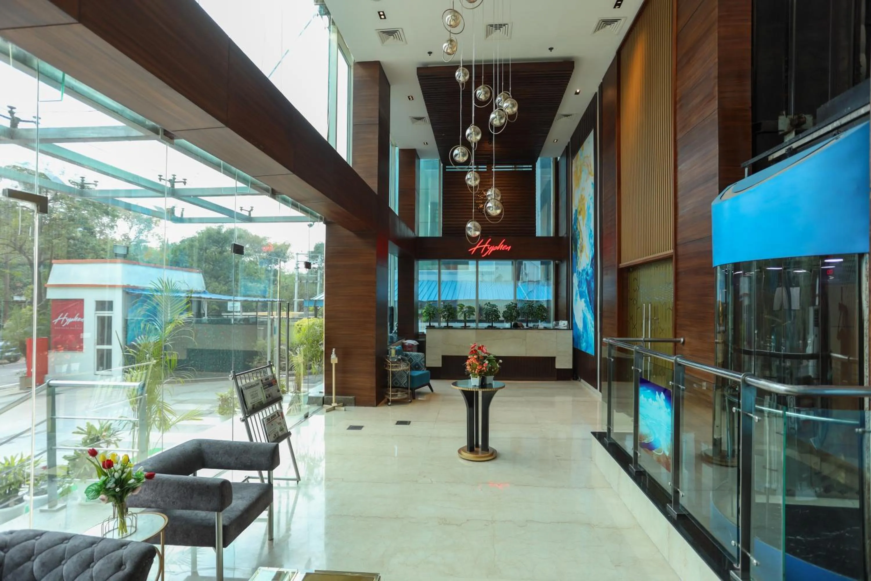 Lobby or reception in Hyphen Business Hotel