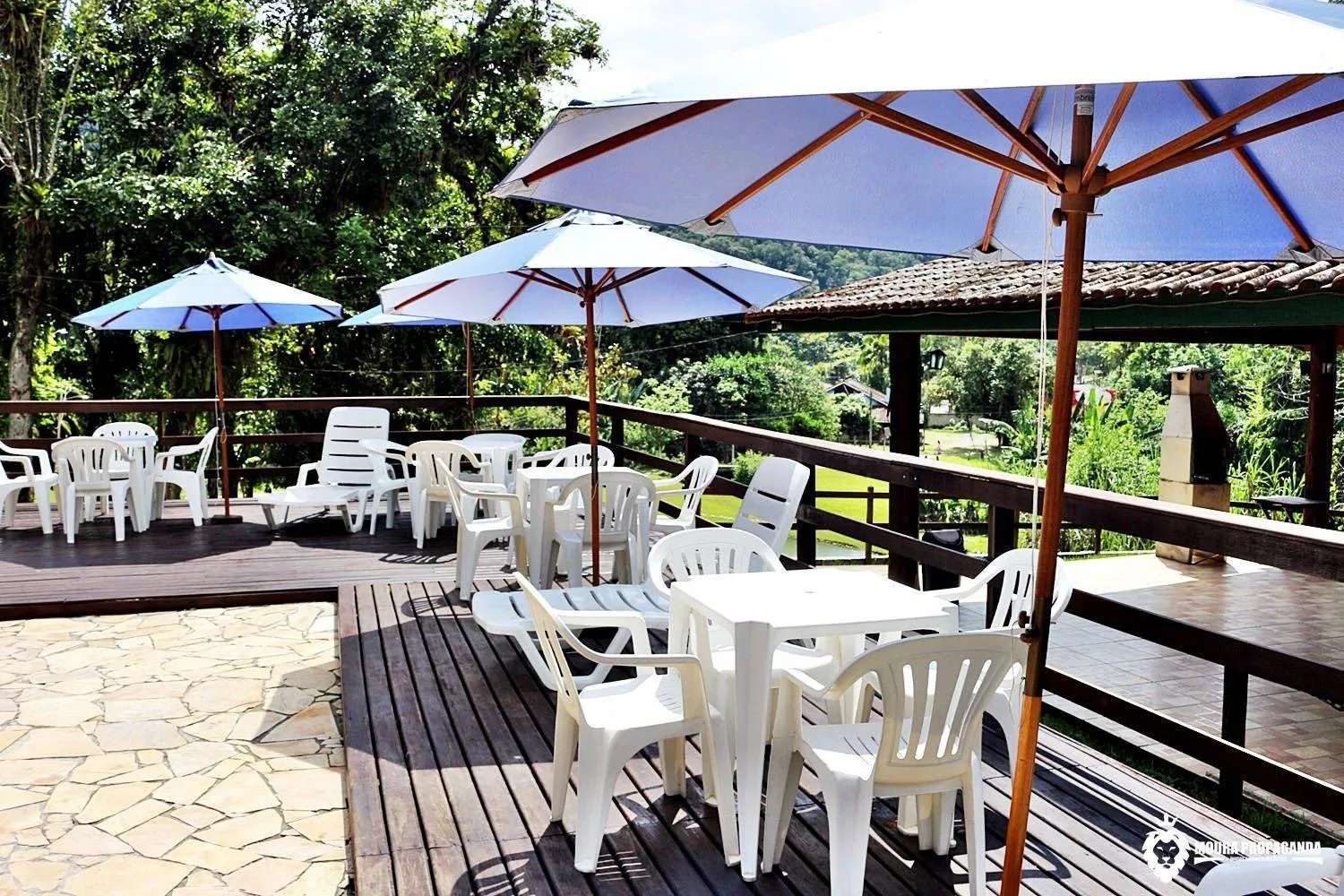 Swimming pool in Eco Chalés Luar das Marés